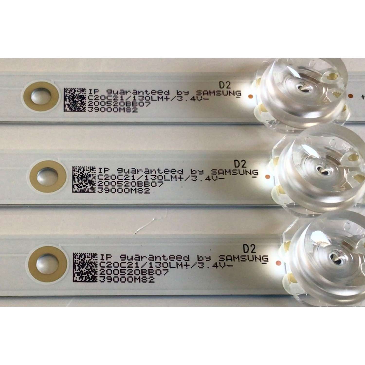 KIT DE LED'S PARA TV INSIGNIA (3 PIEZAS) / NUMERO DE PARTE 30339007043 / 30339007043D / LED39D07-ZC26AG-05 / 39000M82 / 25737A / 200520BB07 / PANEL LC390TA2A / MODELO NS-39DF310NA21 - Imagen 3