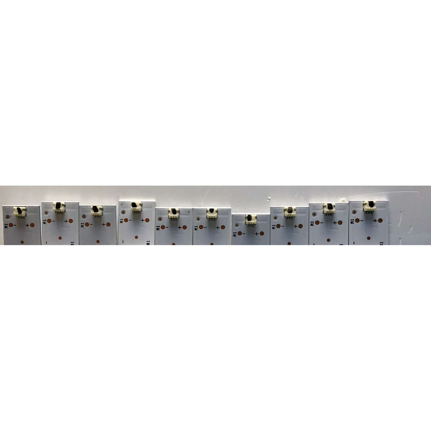 KIT DE LED'S PARA TV ELEMENT (10 PIEZAS) / NUMERO DE PARTE 3P55TA004-A0 / 4655TA003 / 112600165-YC00 / 18AE630BN180811 / PANEL LC546PU2L02 / MODELO E4STA5517 / E4STA5517 D8HYM - Imagen 2