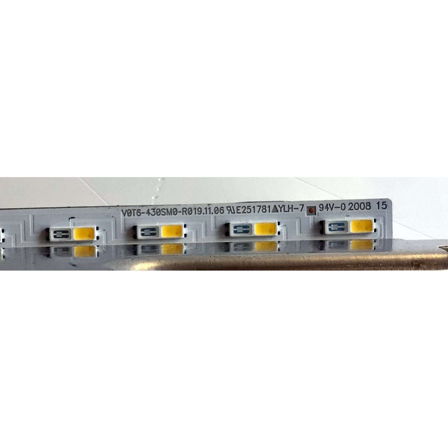LED PARA TV SAMSUNG / NUMERO DE PARTE BN96-50381A / V0T6-430SM0-R0 / 50381A / BN61-15482A 006 / Y18 43'' NU7100F/NU7000F/NU5500F / PANEL CY-RT043HGAV2H / MODELOS QN43Q60 / QN43Q60TBFXZA  AB01 / QN43LS03TAFXZA  BA01 / QN43Q6DTAFXZA  AB01 / QN43LS01TAFXZA - Imagen 4