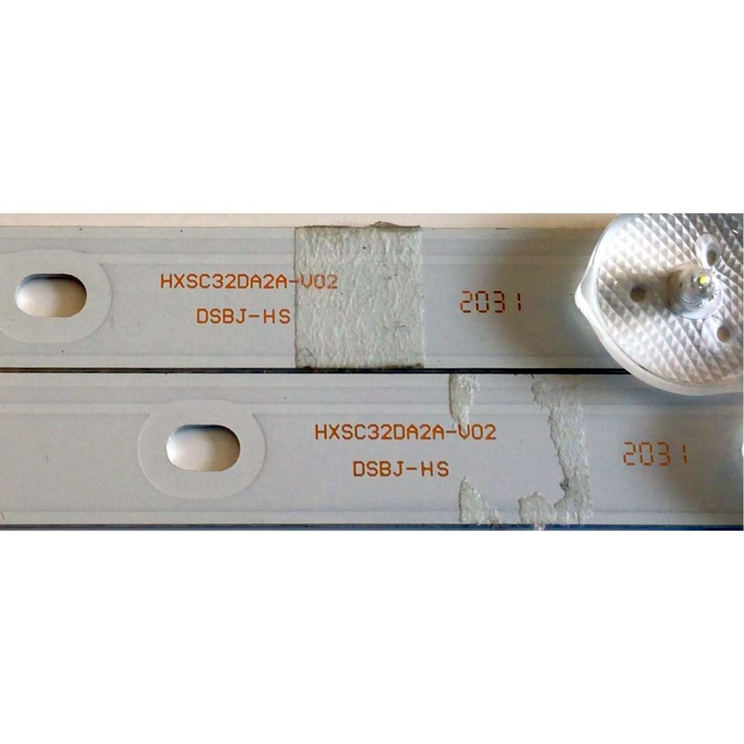 KIT DE LED'S PARA TV RCA (2 PIEZAS) / NUMERO DE PARTE HXSC32DA2A / HXSC32DA2A-V02 / TV23110002 / D10-A3-EKYM-A05-005)200902N / PANEL LSC320AN10-H07 / MODELO RLDED3258A - Imagen 2