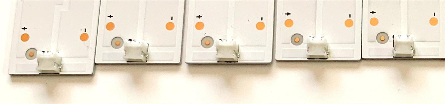 KIT DE LED'S PARA TV INSIGNIA (10 PIEZAS) / NUMERO DE PARTE HD480DF-E32 / RSAG7.820.6733/ROH VER.A / 191341 / PANEL HD480DF-E32(010)\S2\GM\ROH / MODELOS NS-48D420NA16 / NS-48D510NA17 - Imagen 3