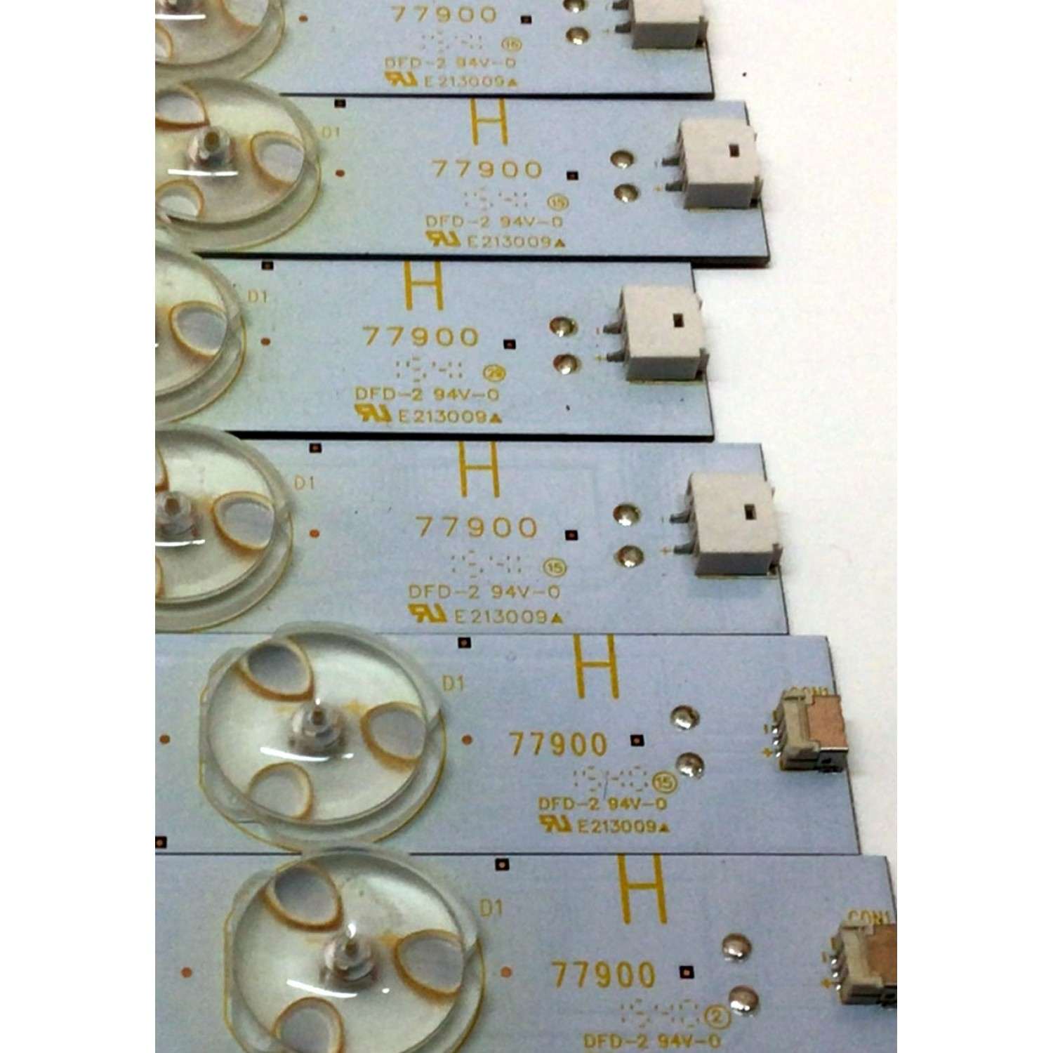 KIT DE LED´S PARA TV (12 PIEZAS) / NUMERO DE PARTE (L) 500TT63 / (R) 500TT64 / 500TT63 V0 / 500TT64 V0 / 50026001 / E213009A / PANEL TPT500J1-HVN07.U / MODELO E505 - Imagen 2
