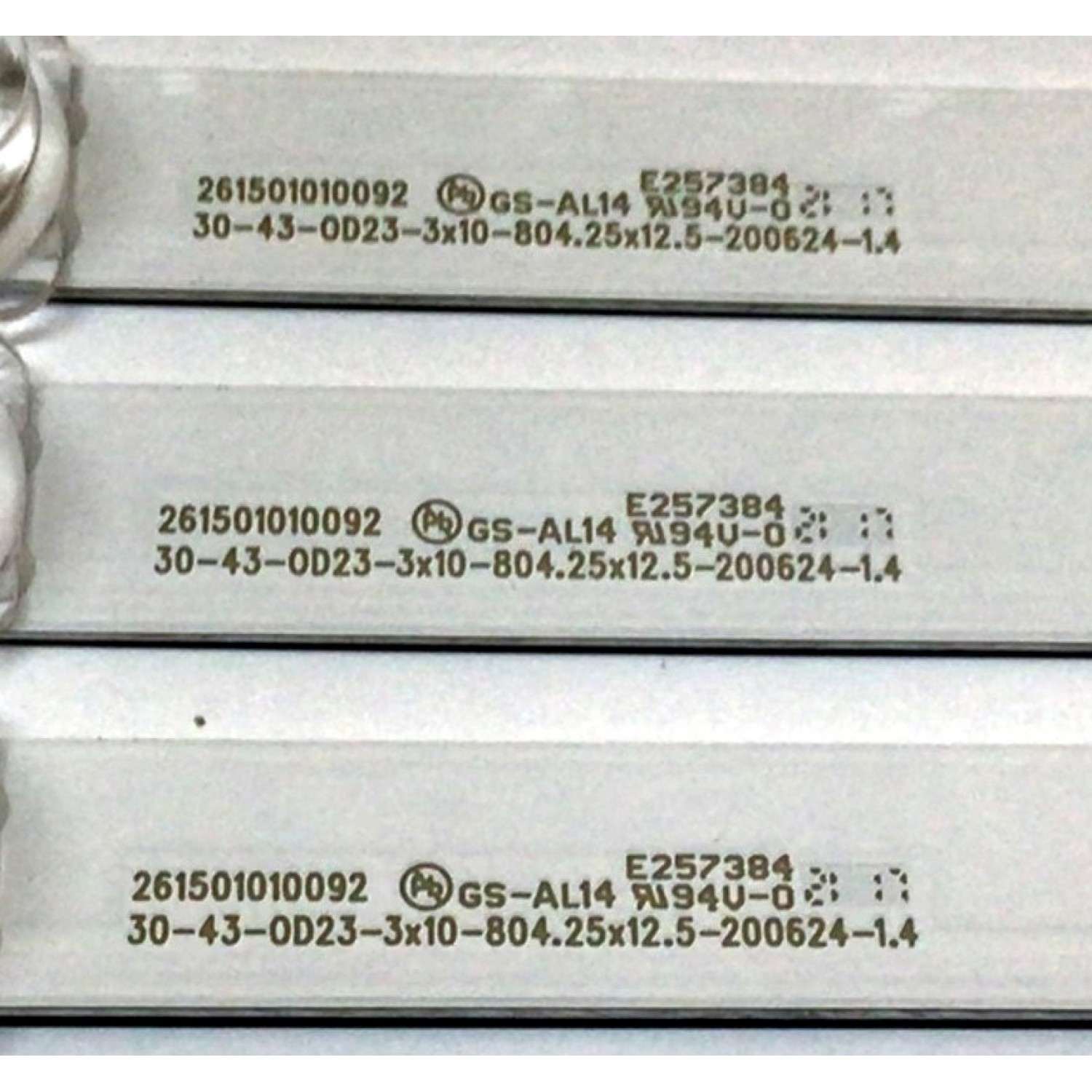 KIT DE LED´S PARA TV SAMSUNG (3 PIEZAS) / NUMERO DE PARTE 261501010092 / E257384 / 200624-1.4 / 00943Y / 2433B / PANEL CY-BT043HGAR1V / MODELO UN43TU7000FXZA AE10 / UN43TU700DFXZA AE10 - Imagen 2