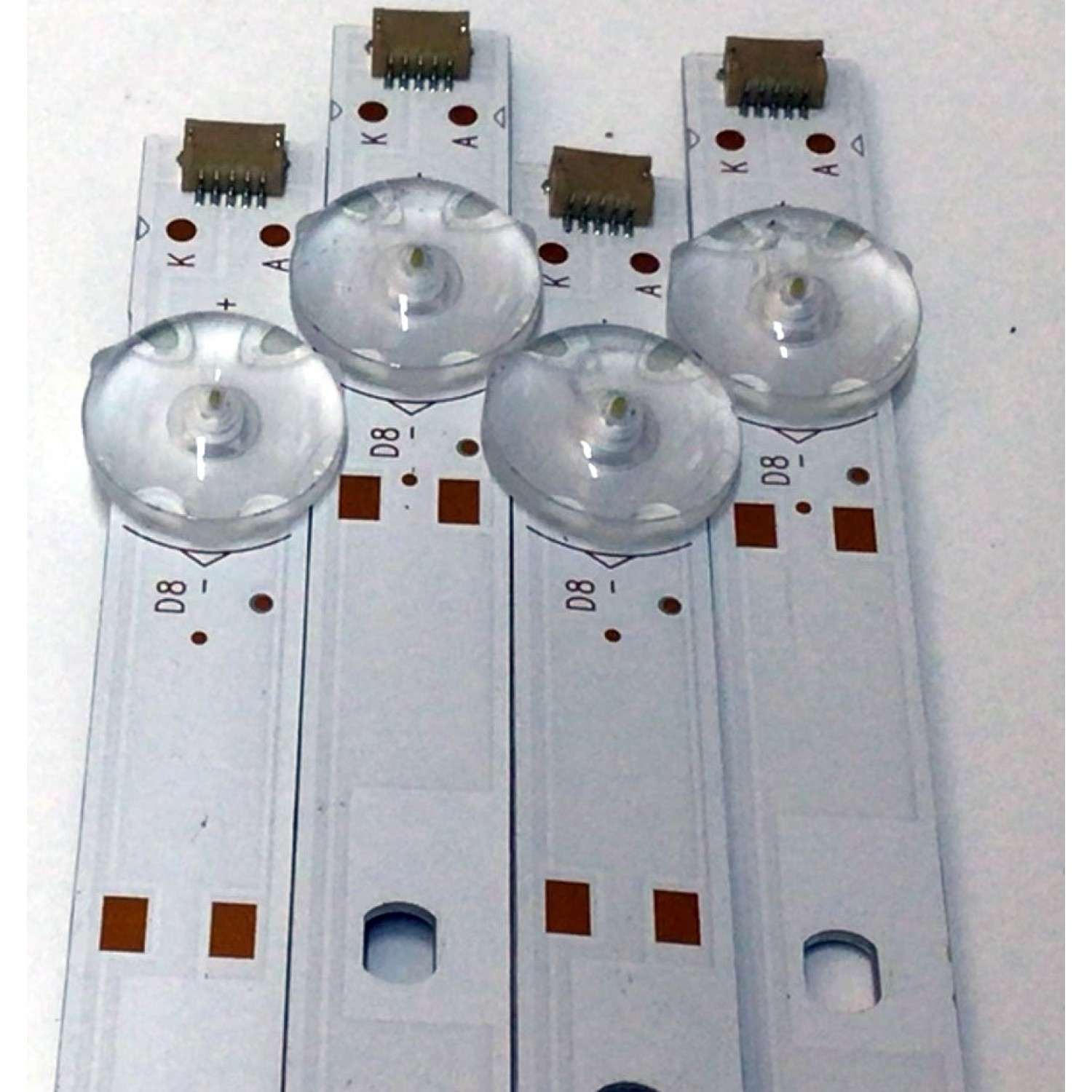 KIT DE LED'S PARA TV SCEPTRE (4 PIEZAS) / NUMERO DE PARTE HK50D08-ZC22AG-11E / 303HK500040E / E78030 / HK500M19 / 230101010700 / PANEL'S PT500GT02 / HK500WLEDM-JH4DH / MODELO G50 A518CVU - Imagen 2