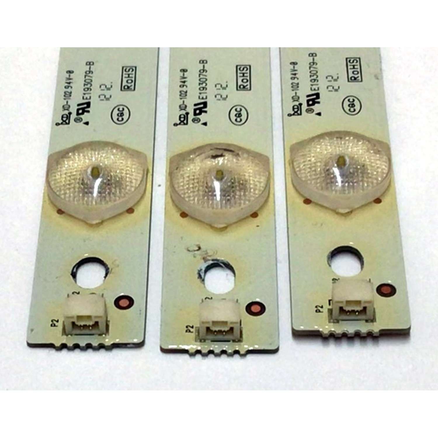 KIT DE LED'S PARA TV TCL (3 PIEZAS) / NUMERO DE PARTE 40-LB3210-LBI2XG / E193079-B / 0262201TLC32D005 / 2701120328D / PANEL LVW320SSTM E30 V2 / MODELOS LE32HDF3300 / LE32HDF3300TA / LE32HDF3300TT TDAA - Imagen 4