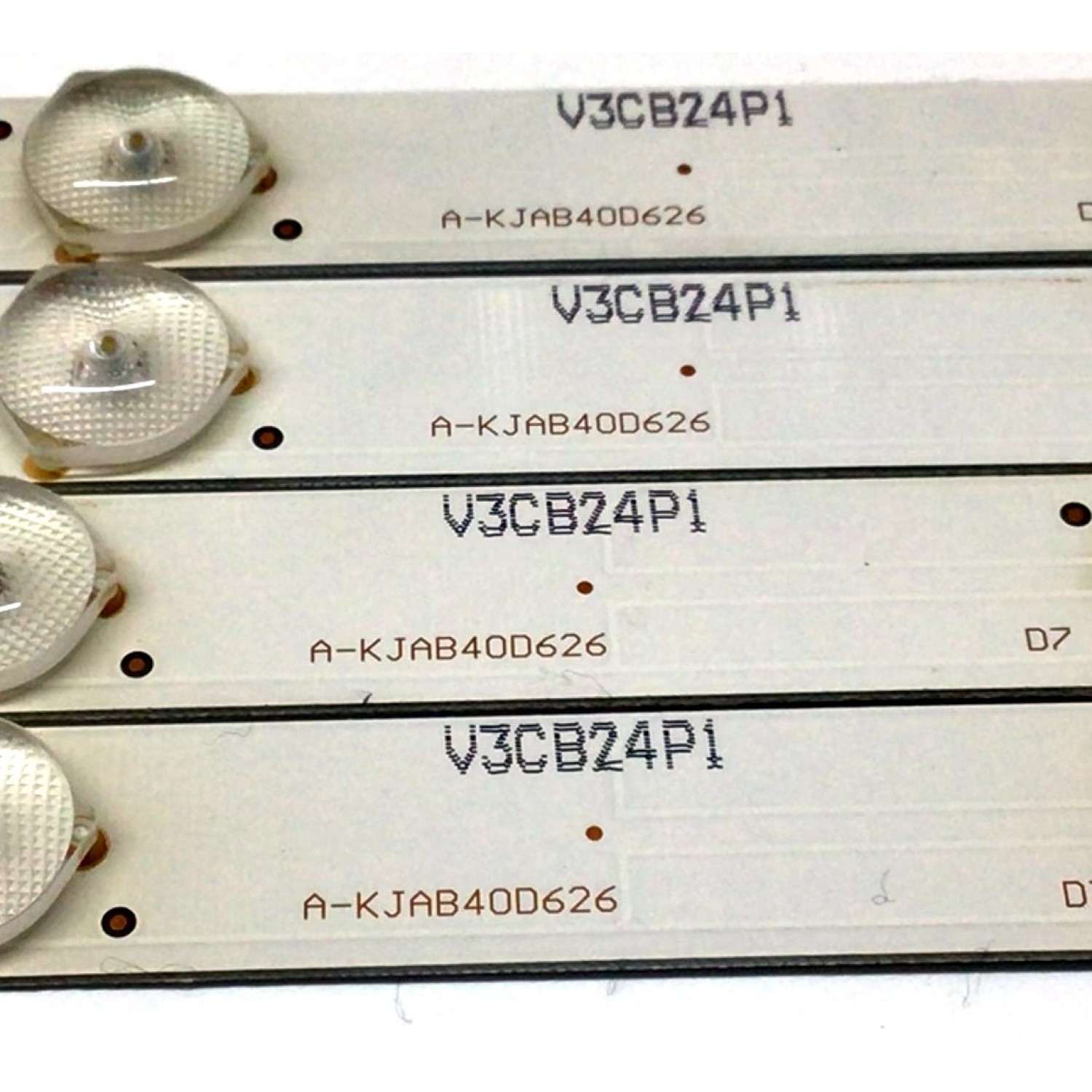 KIT DE LED'S PARA TV TCL (4 PIEZAS) / NUMERO DE PARTE A-KJAB40D626 / 1021295N5V3CB24P100 / 1021295N5V3CB / V3CB24P1 / PANEL JE400D3HC2N-12 / MODELO LED40G45RQ - Imagen 4