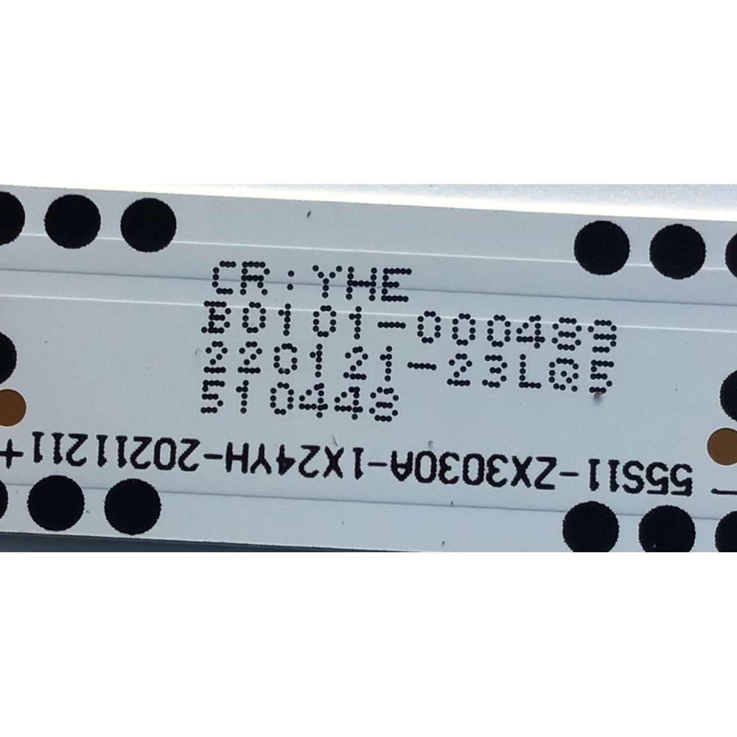LED PARA TV TCL ORIGINAL 1 PIEZA / NUMERO DE PARTE 55S11-ZX3030A / 55S11-ZX3030A-1X24YH-20211211 / B0101-000489 / 200121-23LQ5 / 540448 / MODELO 55S455 / 55S451 - Imagen 3