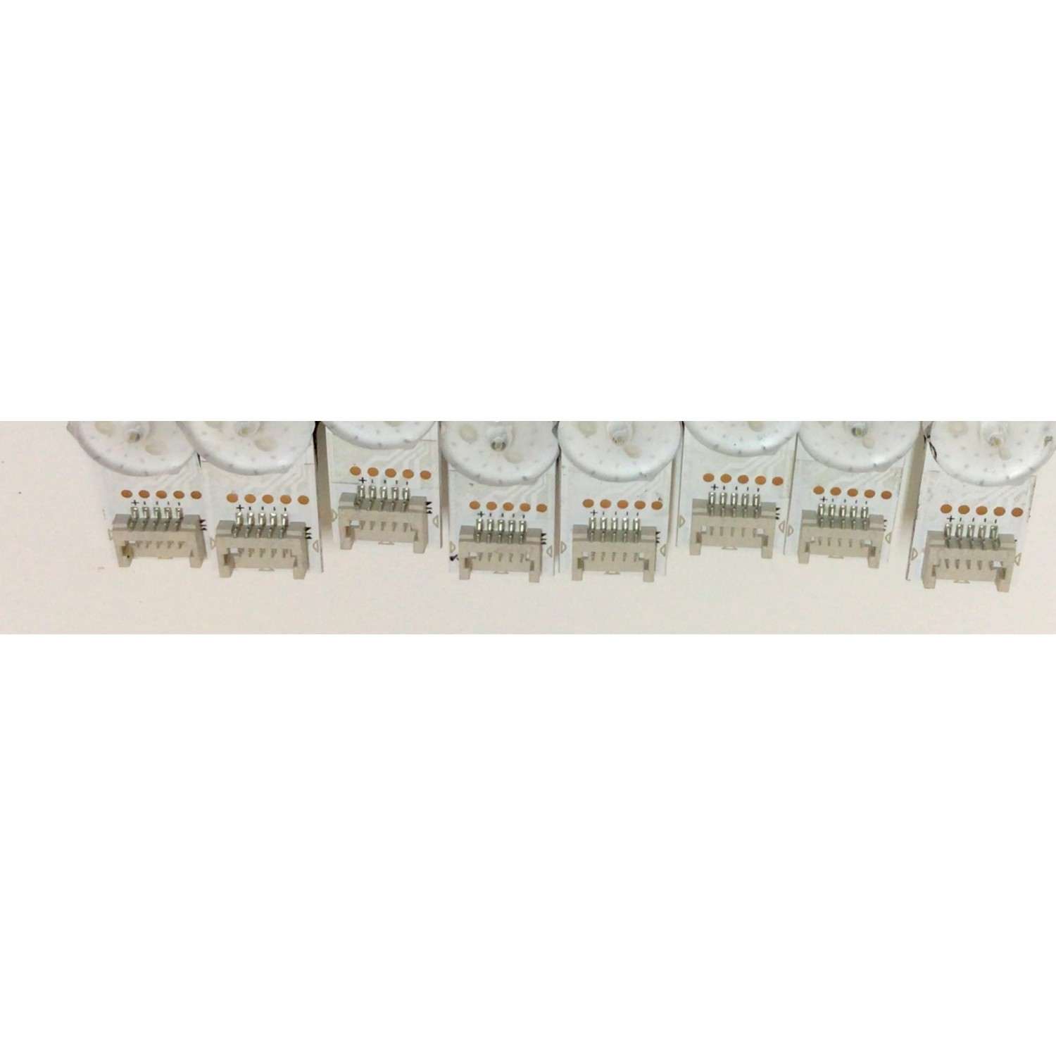 KIT DE LED'S PARA TV TOSHIBA ((8 PIEZAS)) / NUMERO DE PARTE SVH550FC9 / 1256378 / HD550Y3U72-TAL5KT-2021050702 / SVH550FC9+ZDJG / ZD_SSC_D550_12X8_01_TDE30_V1.3_202105107 / PANEL'S HD550Y3U72-TAL5KT\S0\GM\ROH / CX550DLEDM / MODELOS 55M550KU / LT-55EC3512 - Imagen 2