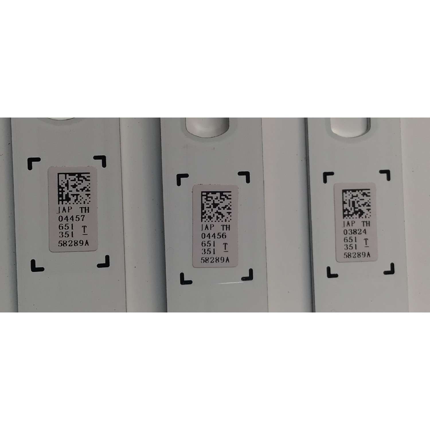 KIT DE LEDS ORIGINAL PARA TV SAMSUNG 6 PIEZAS / NUMERO DE PARTE 58289A / 58291A / SVC650AX3 / DU7K_SVC650AX3_R TYPE / DU7K_SVC650AX3_L TYPE / PANEL CY-BD065HGSV2H / JR645R / MODELOS UN65DU / TU65DU / KU65UD / LH65B / UA65DU / MAS MODELOS EN DESCRIPCIÓN - Imagen 5