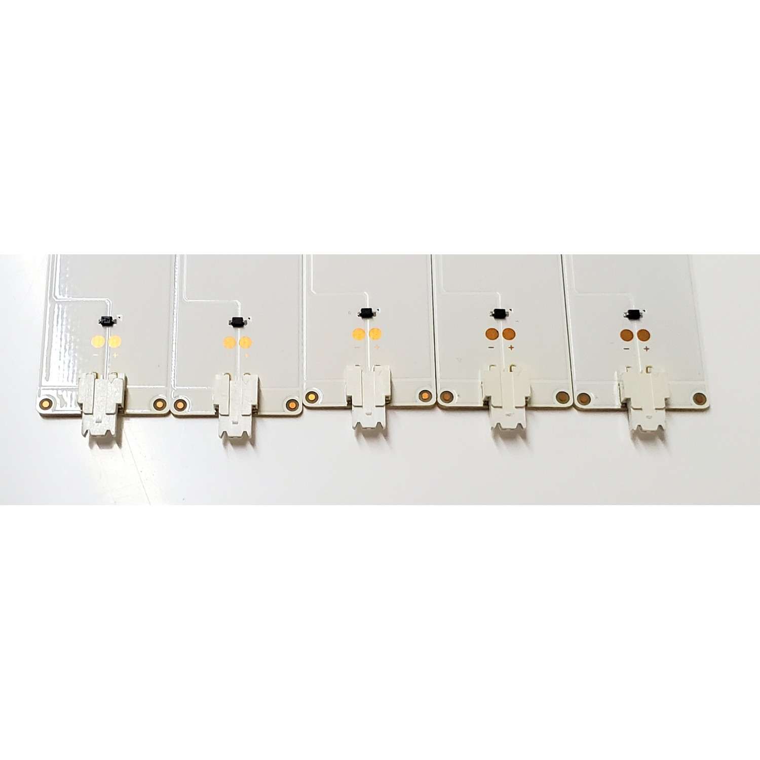 KIT DE LED'S PARA TV SONY ((10 PIEZAS)) / NUMERO DE PARTE SVG600A13 / SVG600A13_REV06_L-TYPE_140513 / SVG600A13_REV06_R-TYPE_140513 / 60D3503V1W5C1B57317M / 60D3503V1W6C1B66917M / 20210324 / PANEL S600FHB-1 / MODELO KDL-60R510A - Imagen 8