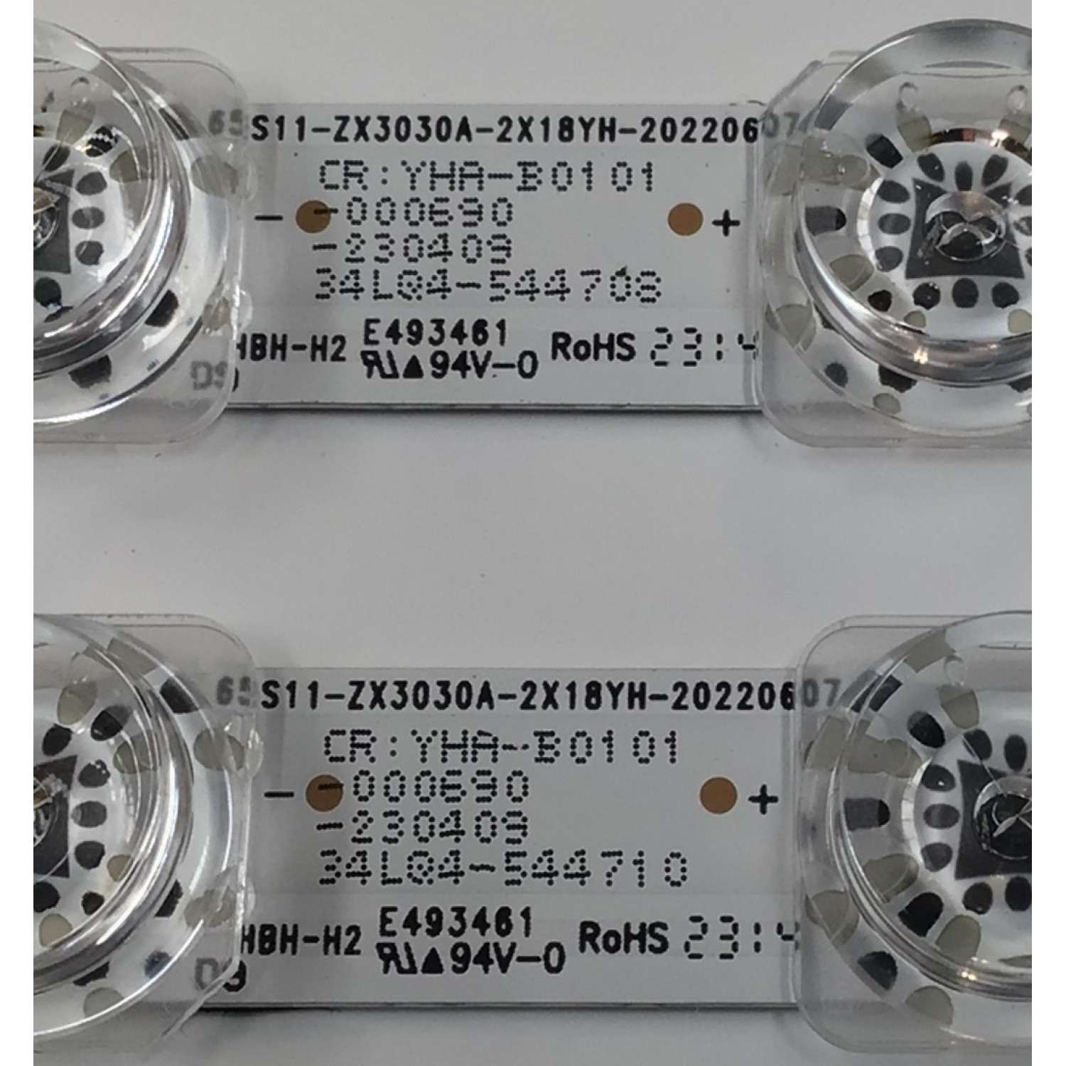 KIT DE LEDS PAR TV TCL ORIGINAL 2 PIEZAS / NUMERO DE PARTE 65S11-ZX3030A-2X18YH / 65S11-ZX3030A-2X18YH-20220607 / YHA-B0101 / 000690 / 230409 / 34LQ4-544710 / MODELO 65S451 - Imagen 2