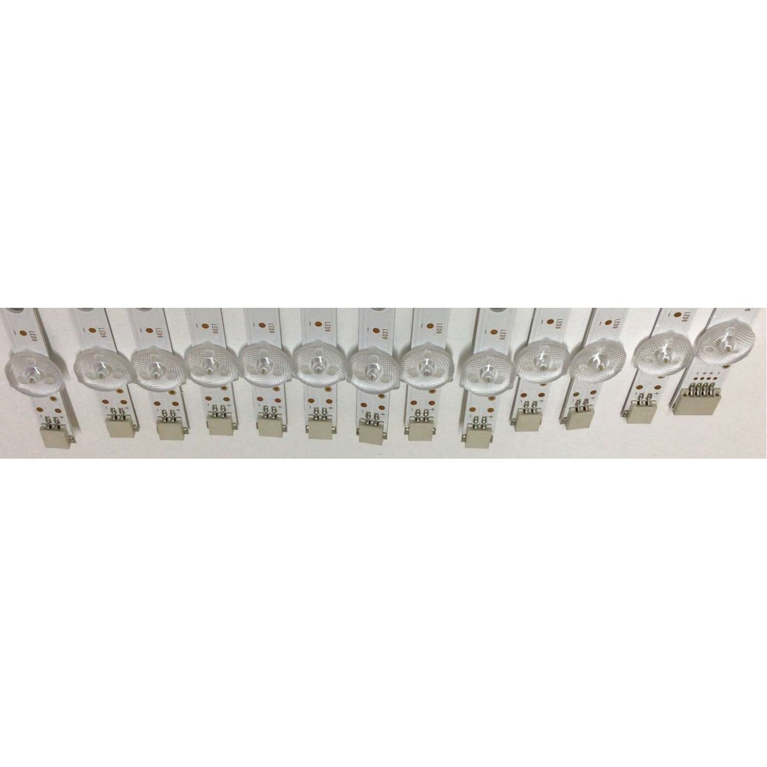 KIT DE LED'S PARA TV PANASONIC (13 PIEZAS) / NUMERO DE PARTE JL.D75042330-078CS-M_V01 / BC-H94V-0 E469119 HB.2 / 30105869DA12 / JL.D75091330-078CS-M_V01 / 30105868DB12 / PANEL HV750QUB-F90 / MODELO TH-75CQE1W - Imagen 4