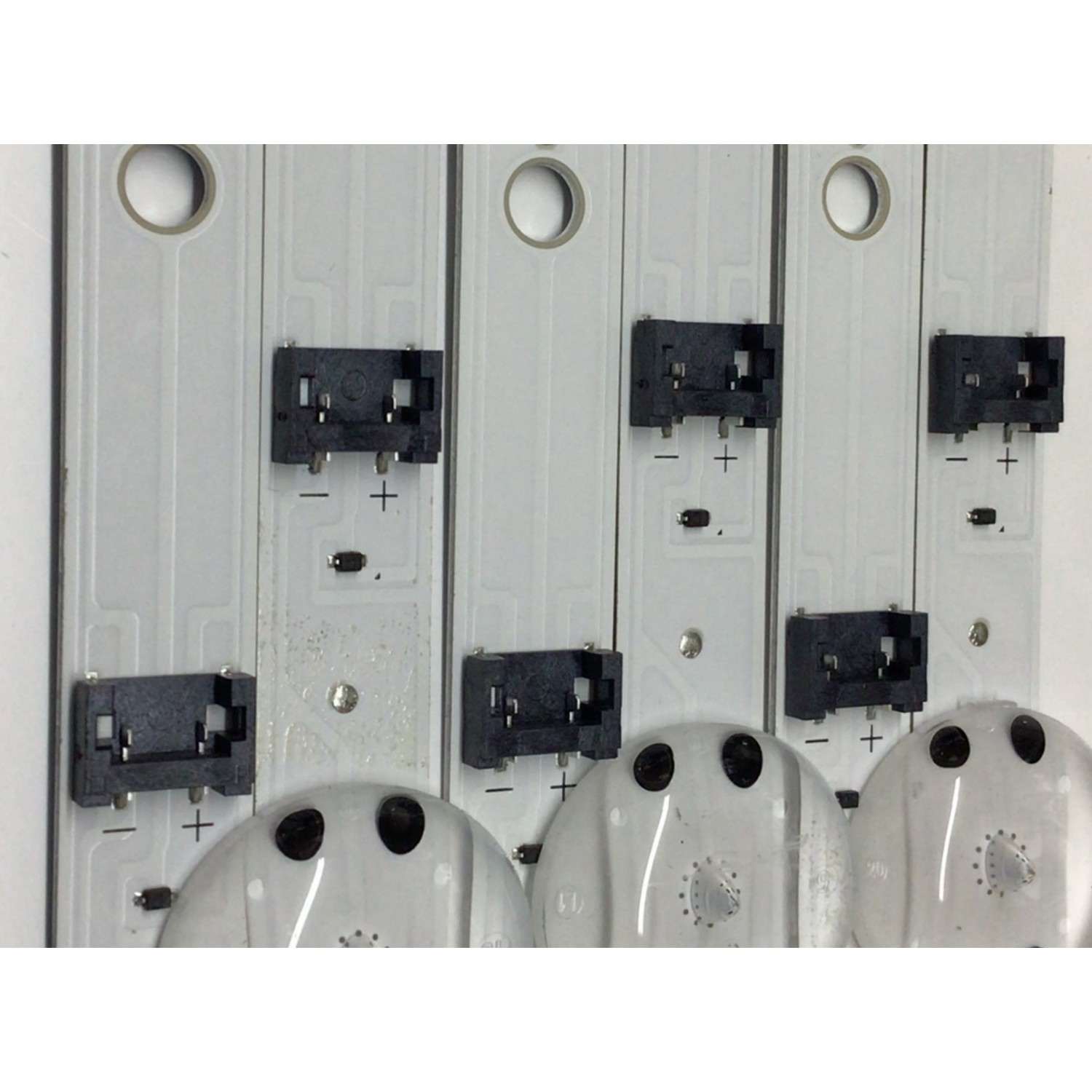 KIT DE LED'S PARA TV LG (6 PIEZAS) / NUMERO DE PARTE EAV65044201 / LEDAZ_Y21_SLIM TRIDENT_50UP80_HKC_(0.4PI)_REV03_210901 / Y21_SLIM TRIDENT_50UP80\NANO75_REV04_220914_0.4PI SILK / PANEL NC500TQG / DISPLAY V500DJ7-QE1 / MODELOS 50UQ8000AUB / 50UQ7070ZUE - Imagen 3