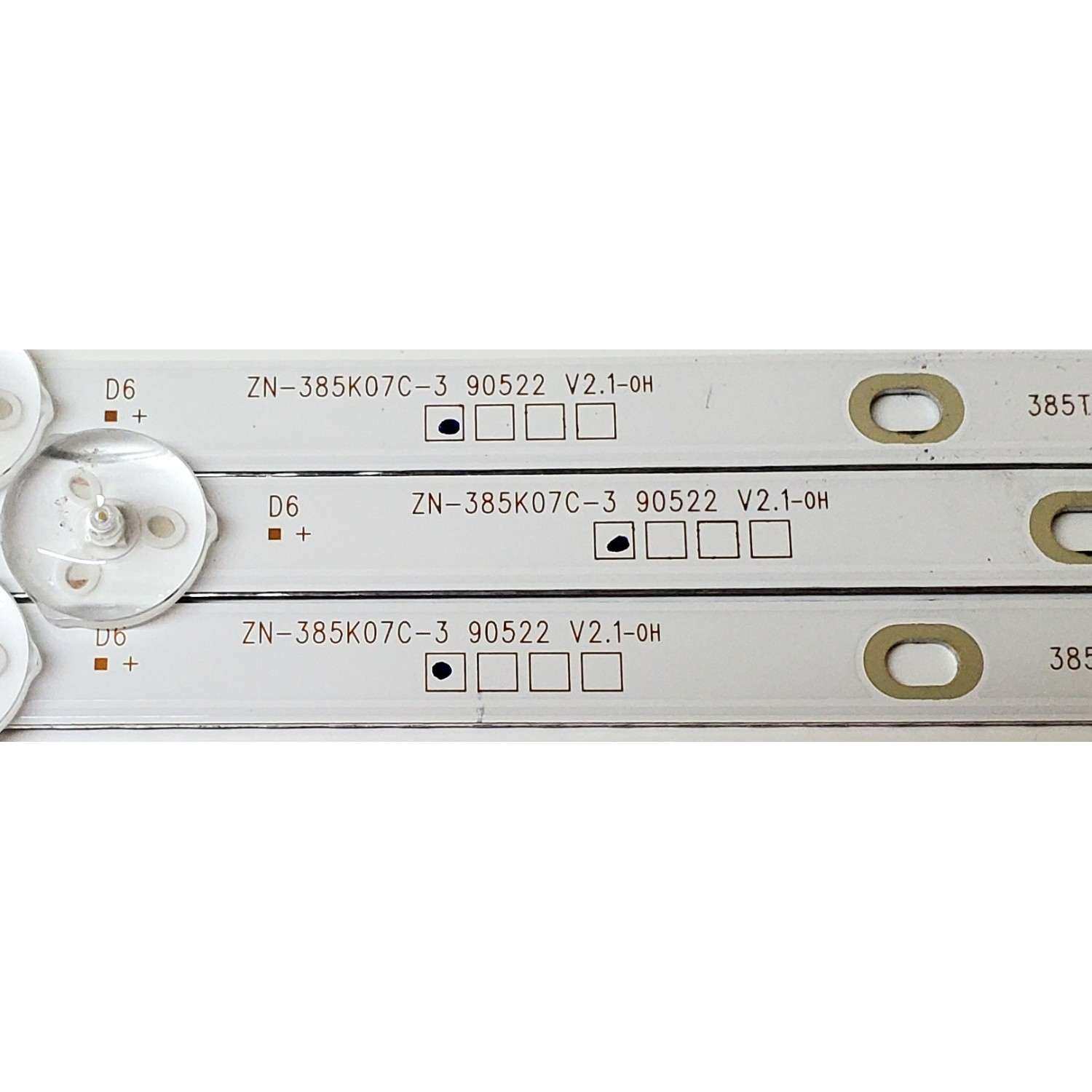 KIT DE LED'S PARA TV SEIKI ((3 PIEZAS)) / NUMERO DE PARTE ZN-385K07C-3 / C15000D3G1905117HPB66H / 58239008 / ZN-385K07C-3 90522 V2.1-0H / PANEL LC390TA1A / MODELOS SC-39HS950N / TE4019BP - Imagen 3