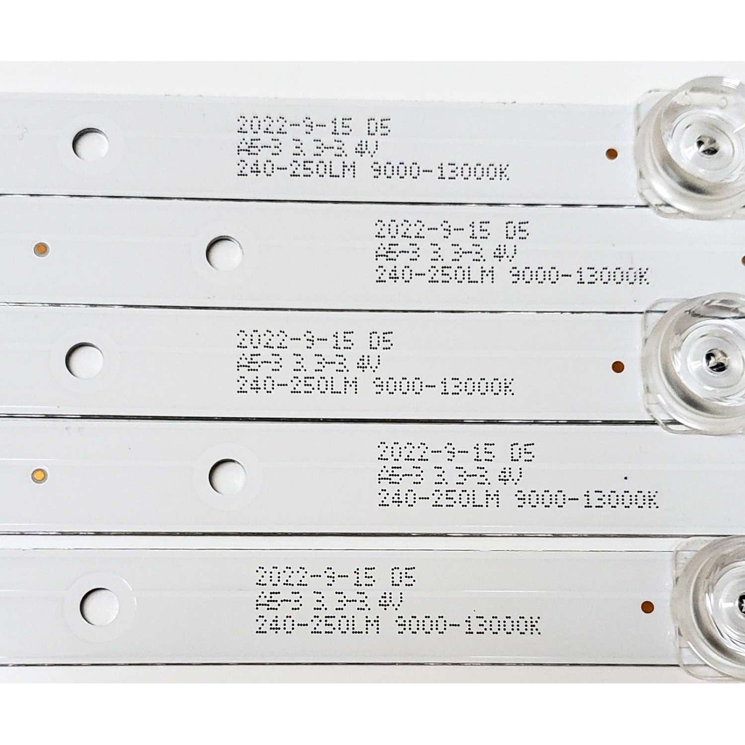 KIT DE LED'S PARA TV TD SYSTEMS ((5 PIEZAS)) / NUMERO DE PARTE 1.3.10700000227 / MSG-T550-V6-3030-19004-2-09 / 240-250LM / 9000-13000K / MODELO K55DLG12US - Imagen 4