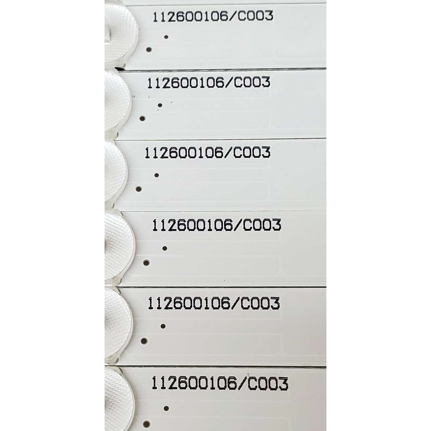 KIT DE LED'S PARA TV ELEMENT ((10 PIEZAS)) / NUMERO DE PARTE A-CNCF55D946 / 112600106/C003 / 3088TB7D423123H5008626 / BC23-M123-H-W50/20171127/29480 / PANEL T550-V35-DLED / MODELO E4SFT5517 - Imagen 3