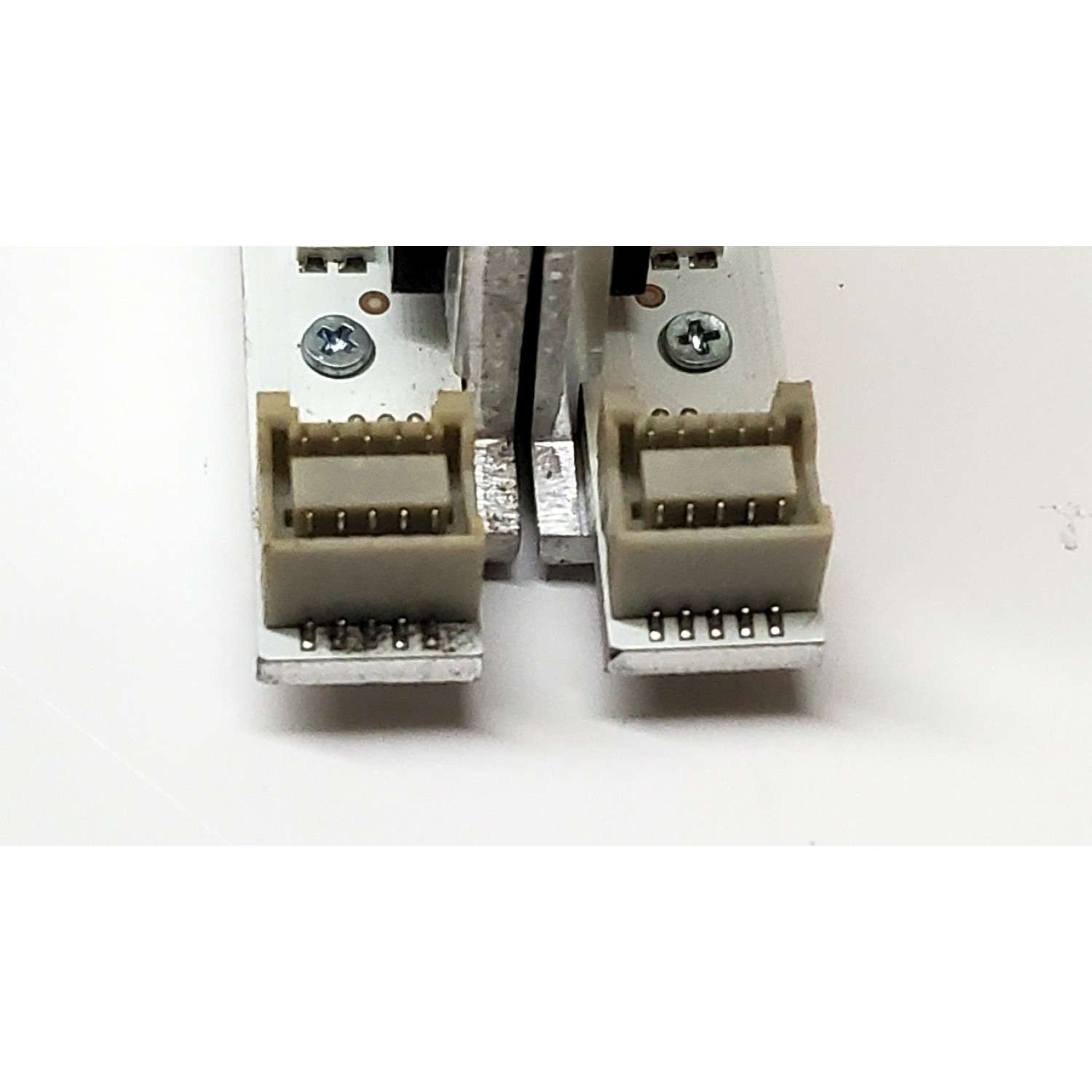 KIT DE LED'S PARA TV ((2 PIEZAS)) / NUMERO DE PARTE SLED_2011SLS55_GA_96_V2 / LJ64-03046A / LJ64-03047A / SLED_2011SLS55_GA_96_V2_L_REV0.1_100913 / SLED_2011SLS55_GA_96_V2_R_REV0.1_100913 / PANEL LTA550HW01 / MODELO 55" - Imagen 5