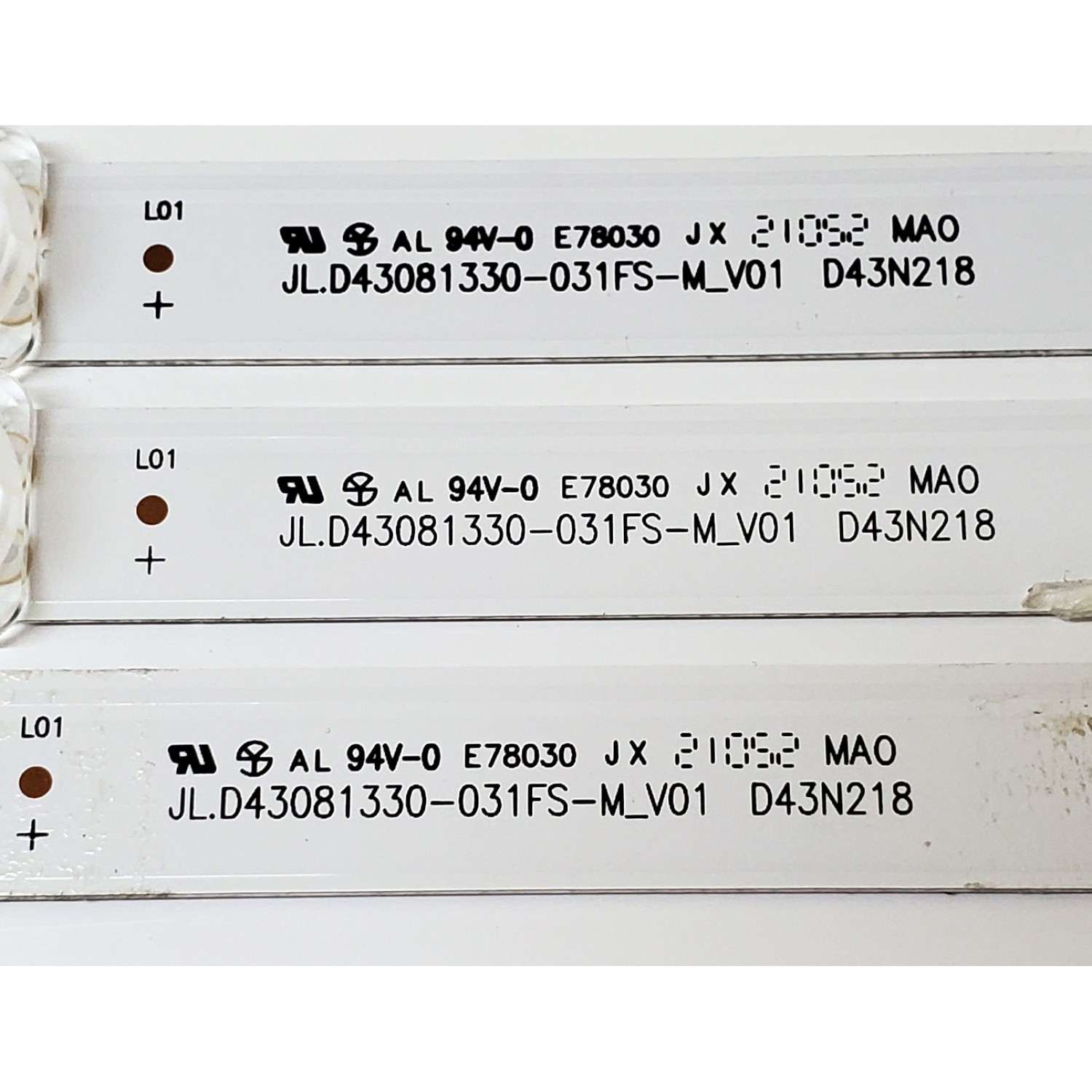 KIT DE LED'S PARA TV WINIA ((3 PIEZAS)) / NUMERO DE PARTE JL.D43081330-031FS-M_V01 / D43N218 / E78030 / AE0110591 / PANEL LC430EQY (SN)(A2) / DISPLAY HV430QUB-N1D / MODELO U43B9000QN - Imagen 2