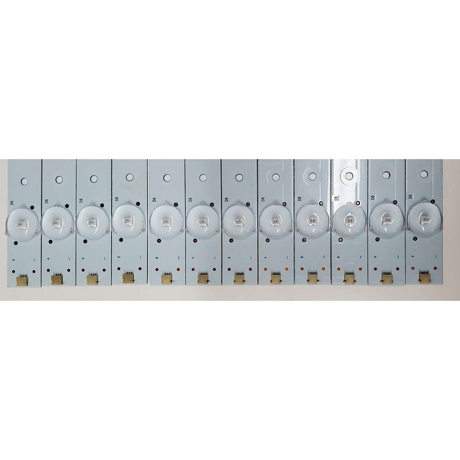 KIT DE LED'S PARA TV LENOVO ((12 PIEZAS)) / NUMERO DE PARTE CRH-K553535T120662H-REV1.1 / 8149010655010 / E355813 / 201876 / B1M01H21PDA2673K / CRH-K553535T120662H / MODELOS 55E6 / 55G5U / 55G5i / 55E6T - Imagen 4