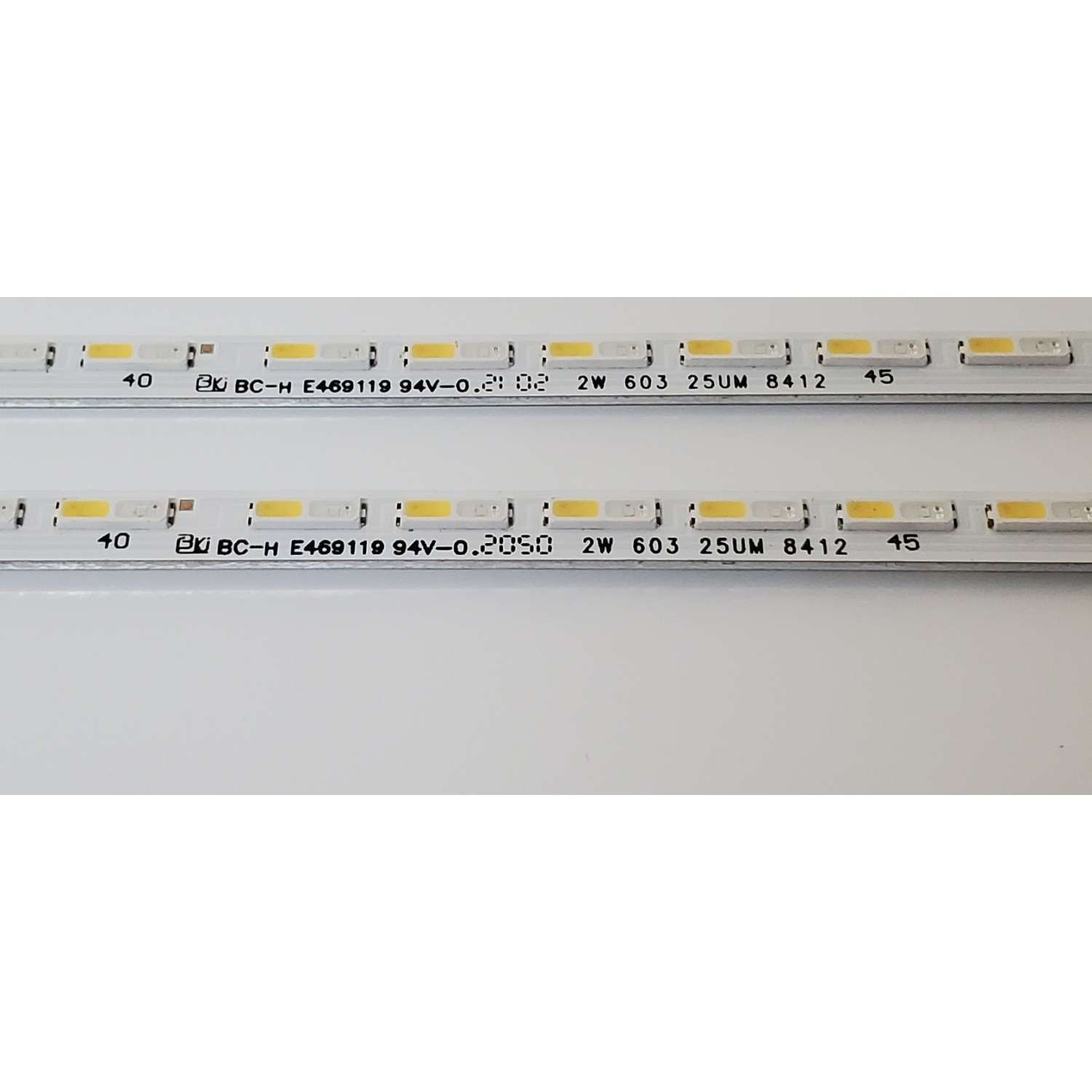 KIT DE LED'S PARA TV SAMSUNG ((2 PIEZAS)) / NUMERO DE PARTE BN96-52584A / STC550F95 / Q60/70A / Q60/70A_STC550F95_7020_2IN1_66LEDs_REV1.0_200922 / 52584A / PANEL CY-QA055FGLV6H / MODELOS QN55Q70AAFXZA / QN55Q6DAAFXZA / QN55Q60AAFXZA / QN55LS03BAFXZA - Imagen 3