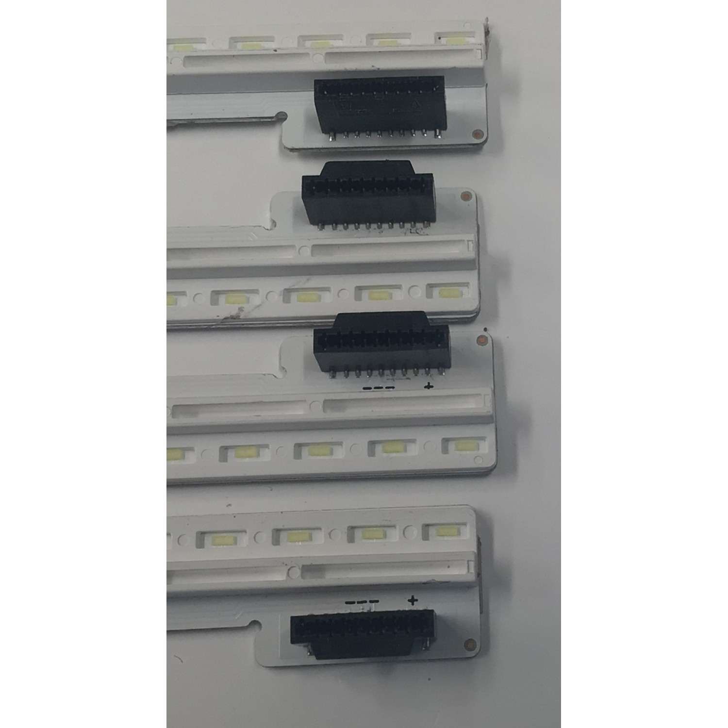 KIT DE LEDS ORIGINAL PARA TV LG 4 PIEZAS / NUMERO DE PARTE 75QNED80_BOE_66LED / SSC_Y22_75QNED80_BOE_66LED_A BAR_REV02_210702 / SSC_Y22_75QNED80_BOE_66LED_B BAR_REV02_210702 / PANEL NC750EQH-ABLH1 / MODELO 75QNED80UQA.BUSGLKR / 75QNED85TAA.BUSFLKR - Imagen 4