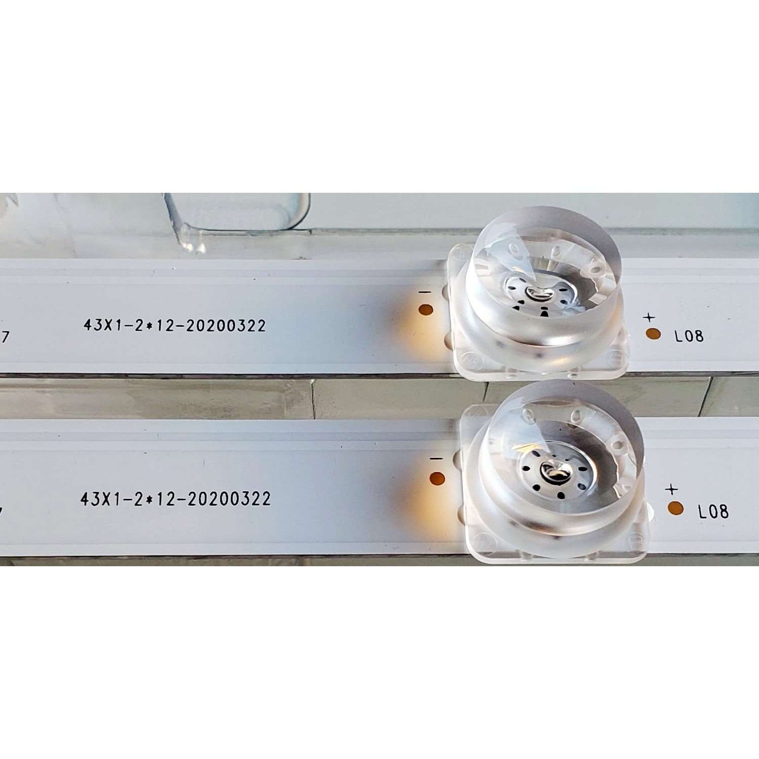 KIT DE LED'S ((NUEVOS)) PARA TV HISENSE ((2 PIEZAS)) / NUMERO DE PARTE JL.D425C1330-003AS / JL.D425C1330-003AS-M_V03 / 20200322 / 43X1-2*12-20200322 / 20200322 / PANEL JHD425X1F52-T0L1K1 / MODELO 43H4000GM - Imagen 2