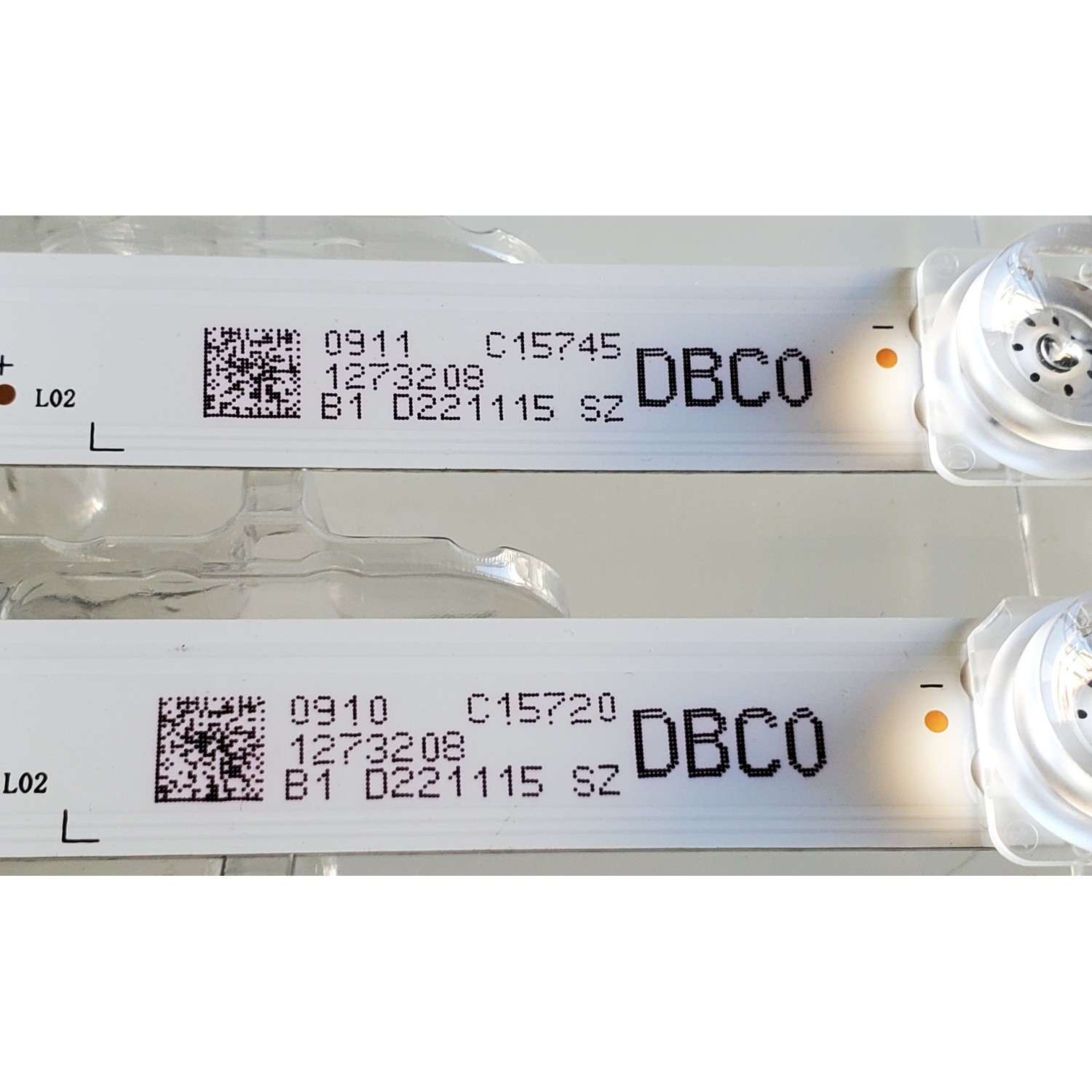 KIT DE LED'S ((NUEVOS)) PARA TV HISENSE ((2 PIEZAS)) / NUMERO DE PARTE JL.D425B1330-003DS-M_V01 / JHD425X1F52-T0 / 2020110301 / 1273208 / D221115 / PANEL JHD425X1F52-T0L1K1\S0\GM\ROH / MODELOS 43V35KU / 43H4030F3 - Imagen 3