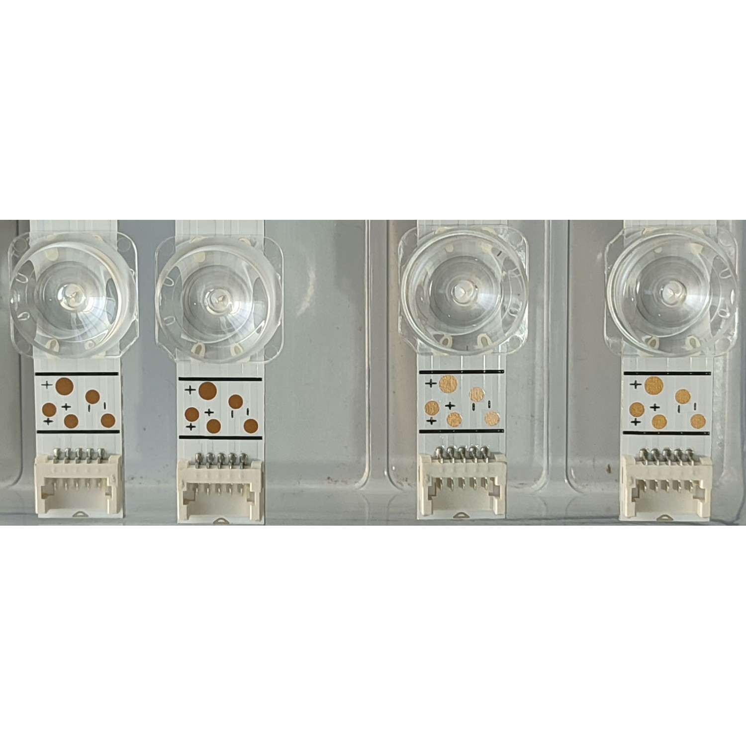 KIT DE LED´S (( NUEVOS )) PARA TV HISENSE (( 5 PZ )) NUMERO DE PARTE LB60018 V0 / HD600Y1U41-L1+2020092901 / 1251061 HE60821 24444 7B26 B1 / MODELO 60A6G - Imagen 2