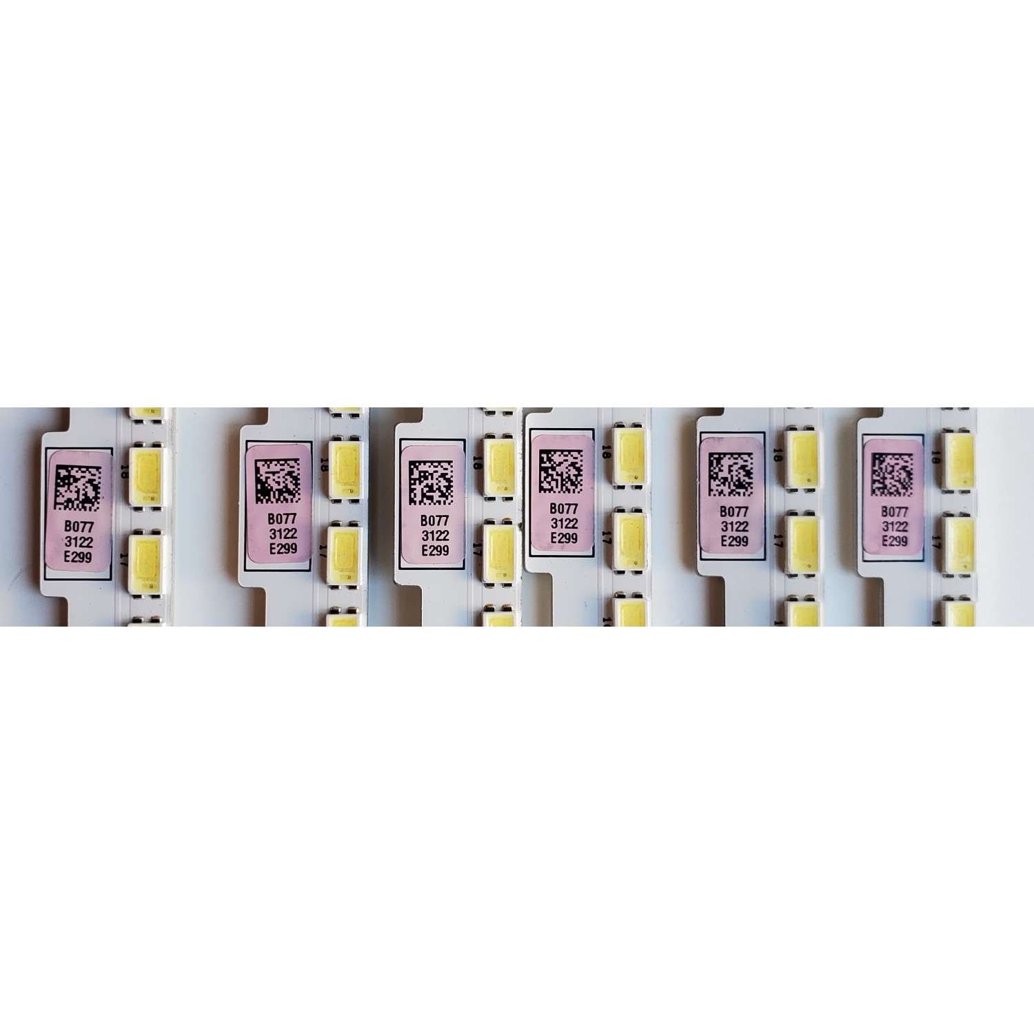 KIT DE LED'S PARA TV SHARP ((6 PIEZAS)) / NUMERO DE PARTE 2013SSP70 5630 70 REV1.0 / PANEL JE695D3HB1 / JE695D3H1AZ / JE695D3HB10R / JE695D3HB1AV / MODELOS LC-70LE55U / LC-70UC30U / LC-70LE750U / LC-70LE857U / LC-70UQ17U - Imagen 3