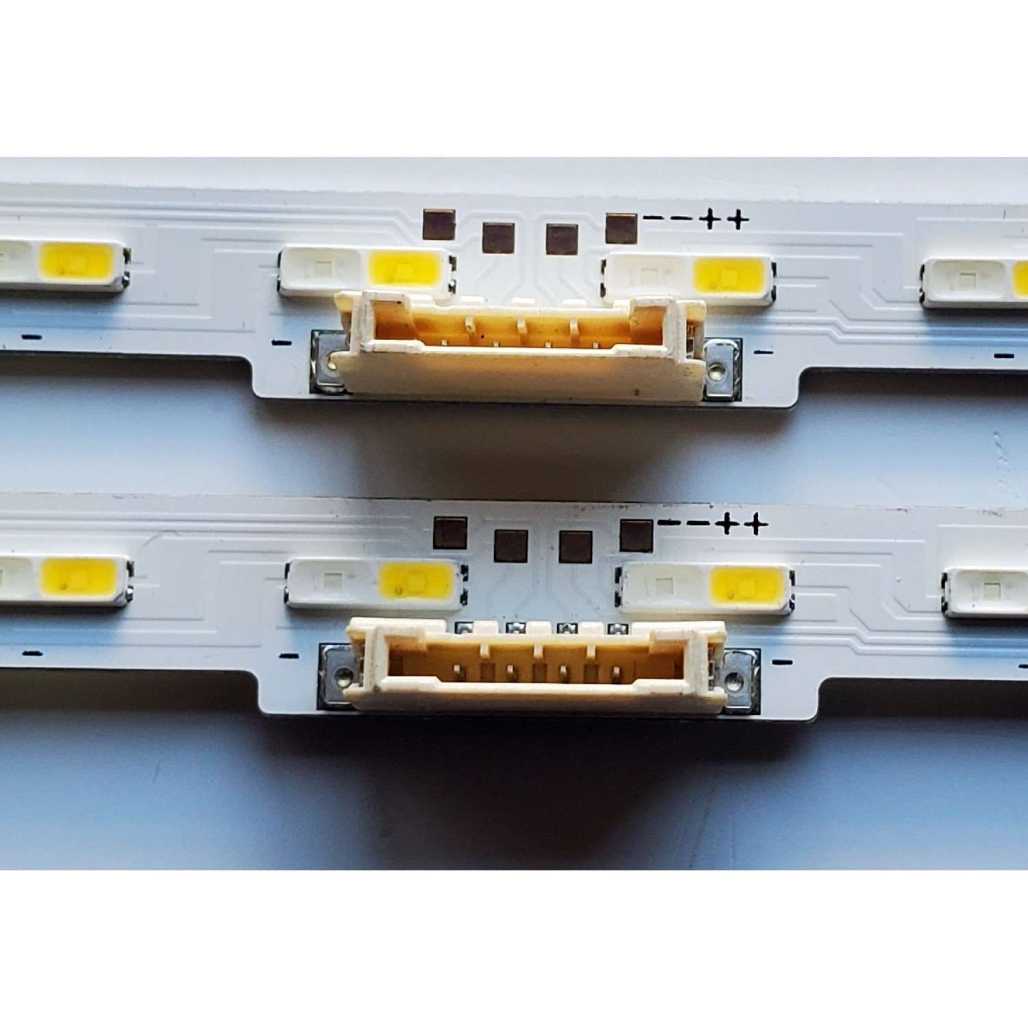 KIT DE LED'S PARA TV SAMSUNG 2 PIEZAS ORIGINALES / NUMERO DE PARTE BN96-50382A / L1_Q7060T_E0_DUM_S42(1)_R1.3_TC9_100_LM41-00844A / L1_Q7060T_E0_DUM_S42(1)_R1.2_TAU_100_LM41-00844A / MODELOS QN50LS03 / LH50QBR / LH50QMR / QN50Q6D / QN50Q60 / QN50Q60TBFXZA - Imagen 3