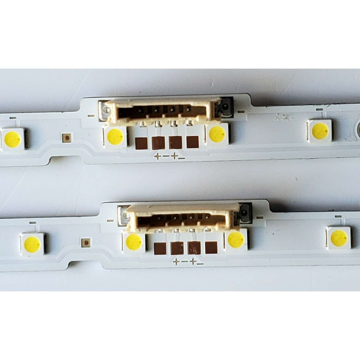 KIT DE LED'S PARA TV SAMSUNG (2 PIEZAS) / NUMERO DE PARTE BN96-45635A / LM41-00570A / LM41-00614A / L1_NU7.1/7.3 F5_CDM_S27(2) R1.3_S1C_100 / PANEL`S CY-NN065HGLV2H / CY-NN065HGLV8H / CY-CN065HGLV2H / MODELOS UN65RU / UN65NU / MAS MODELOS EN DESCRIPCIÓN - Imagen 3