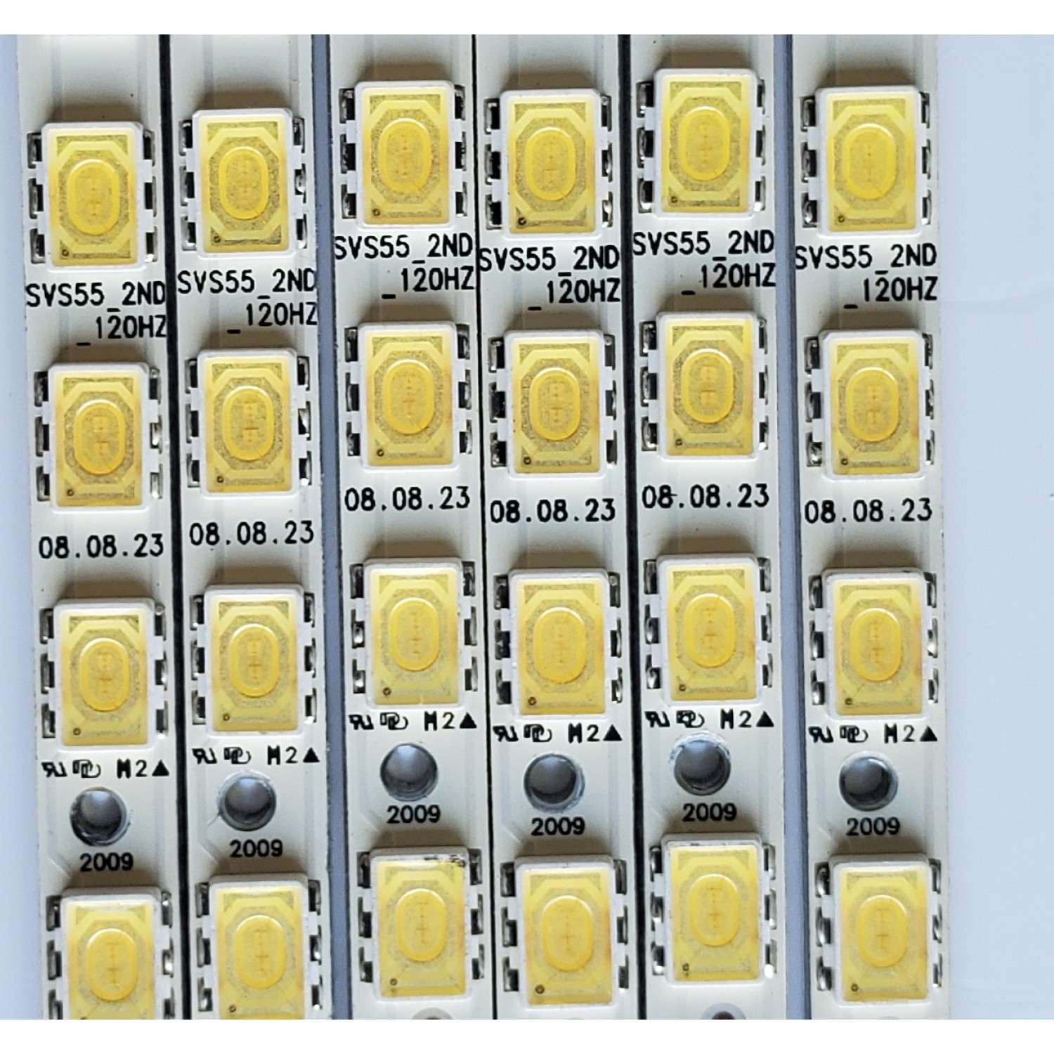KIT DE LED'S PARA TV SAMSUNG ((6 PIEZAS)) / NUMERO DE PARTE SVS55_2ND_120HZ / LJ64-01744A / LJ64-01745A / LJ64-01746A / LJ64-01747A / PANEL LTF550HF04-A04 / MODELOS UN55B6000VM / UN55B7100W - Imagen 3