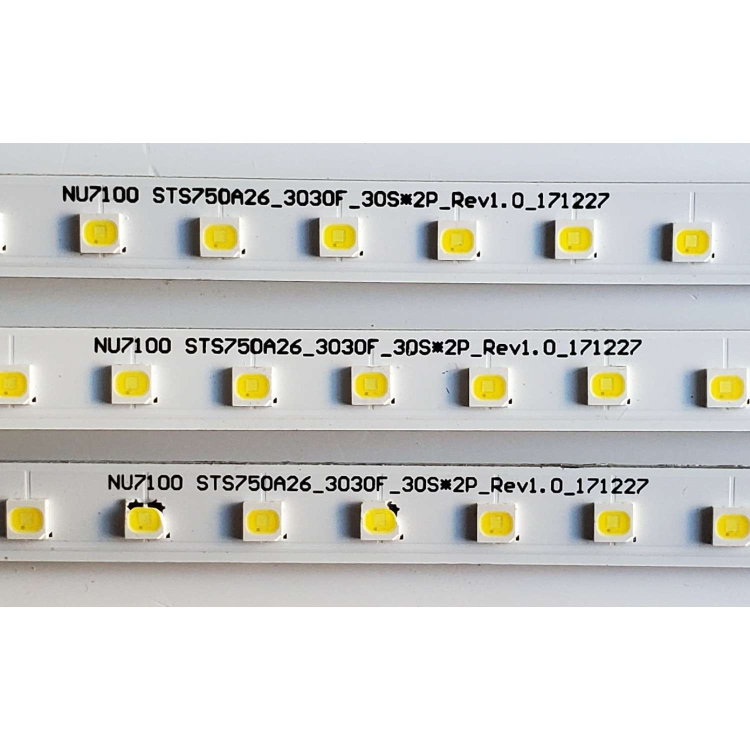 KIT DE LED'S PARA TV SAMSUNG ((3 PIEZAS)) / NUMERO DE PARTE 46078A / BN96-46078A / STS750A26 / NU7100 STS750A26_3030F_30S*2P__REV1.0_171227 / 46078A / PC65517A / PANEL CY-NN075 / MODELOS UN75RU71 / UN75NU72 / HG75EJ690 / MAS MODELOS EN DESCRIPCIÓN - Imagen 3