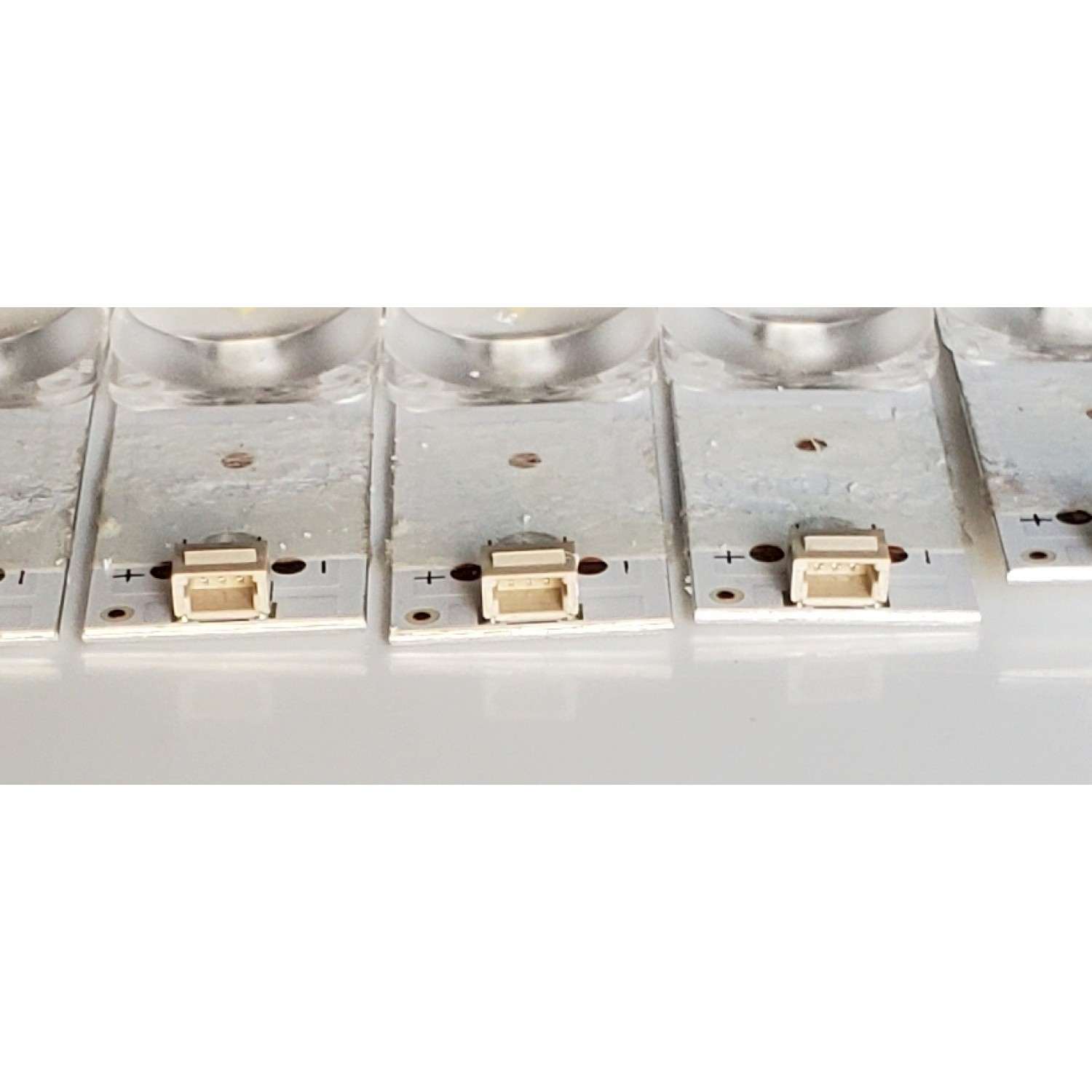 KIT DE LED'S PARA TV POLAROID ((10 PIEZAS)) / NUMERO DE PARTE JL.D55061330-170AS-M_V01 / JL.D55061330-170AS-M V01 / D55061330 / 203-011-0053H / /PANEL LSC550FN11-201 / DISPLAY LSC550FN11-906 / MODELO 55T7U - Imagen 4
