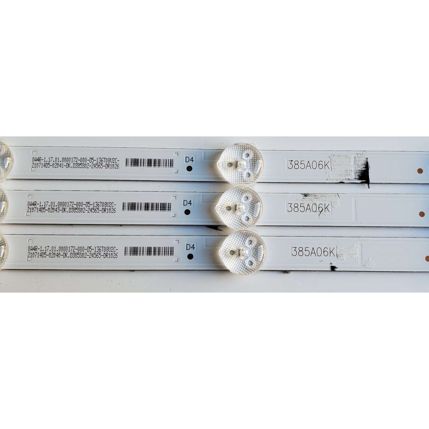 KIT DE LED'S PARA TV QUASAR ((3 PIEZAS)) / NUMERO DE PARTE SJ.DZ.D3850402-2835BS-M / 1.14.MD385021 / 201218 / 385A06K / 0A4R-1.17.01.0000172-000-D5-136T08V2C / 210714D5-02040-DK.D385S02-24565-DR1026 / PANEL DXLC390TA2A / DISPLAY LC390TA2A / MODELO Q39HD1 - Imagen 5