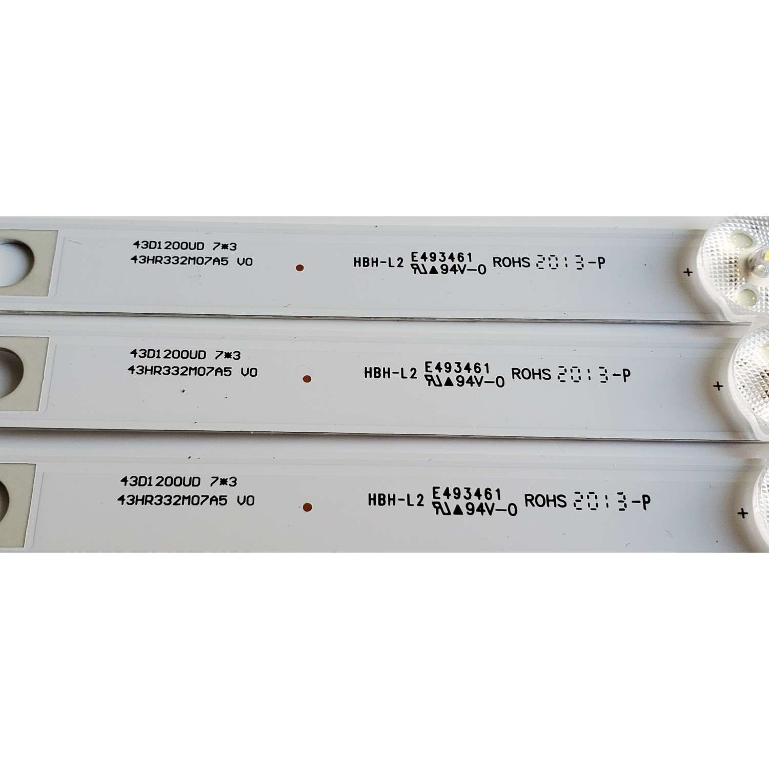 KIT DE LED'S PARA TV EVL ((3 PIEZAS)) / NUMERO DE PARTE 43HR332M07A5 V0 / 43D1200UD / 4C-LB430T-HRAC / LD6RA2R0C / 43D1200UD 7*3 / HBL-L2 / E493461 / PANEL / DISPLAY / MODELO 43EVLS4 - Imagen 4