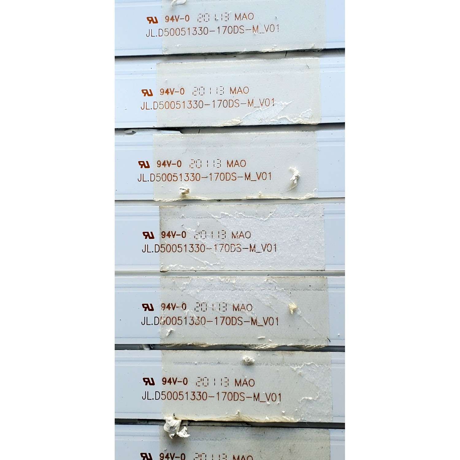 KIT DE LED'S PARA TV POLAROID ((8 PIEZAS)) / NUMERO DE PARTE JL.D50051330-170DS-M_V01 / 19AF430 / D200311 / 203-011-0069H / T301 / PANEL CC495PU1L01 / DISPLAY V500DJ6-QE1 / MODELOS 50T7U / WT50U7 - Imagen 2