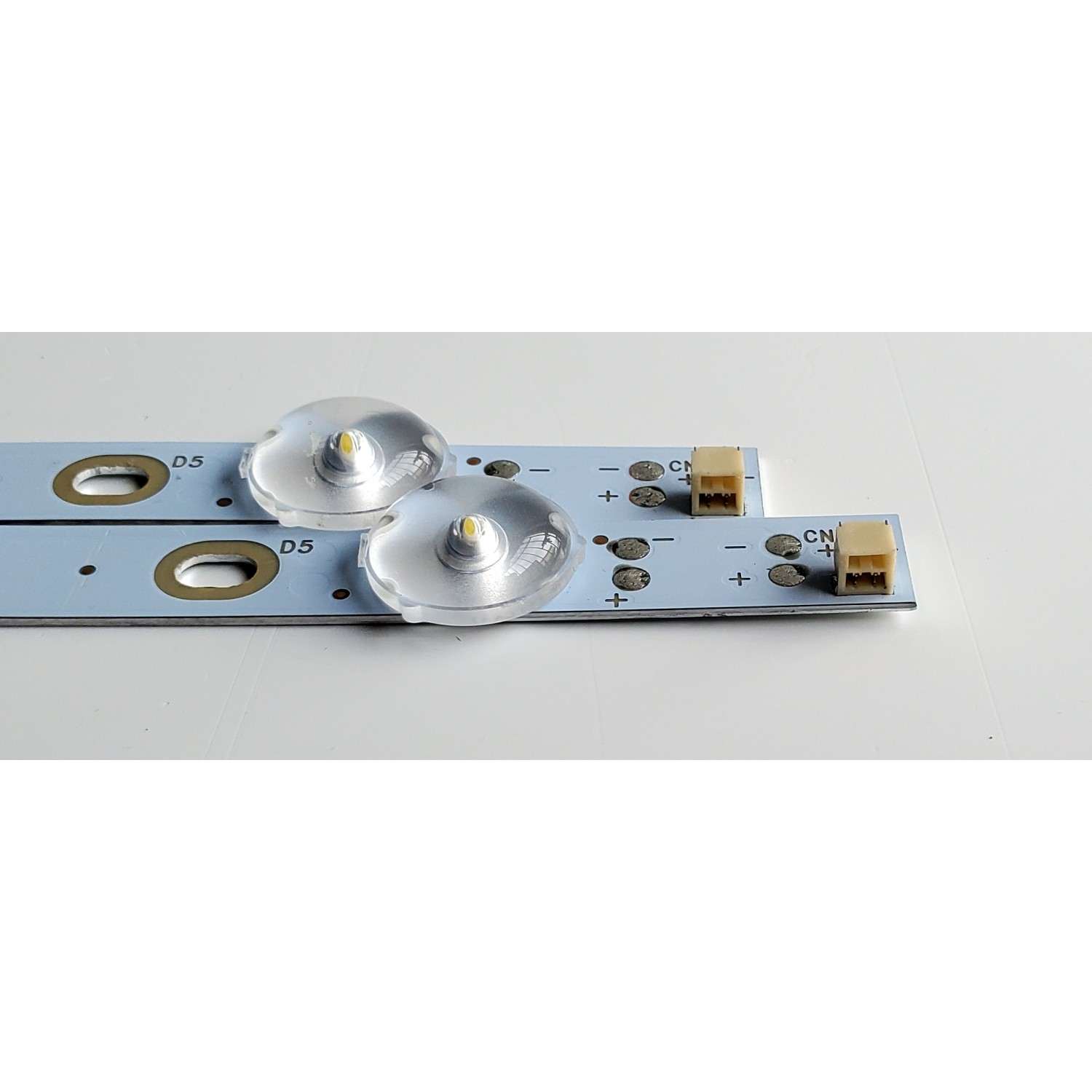 KIT DE LED'S PARA TV SAMSUNG ((2 PIEZAS)) / NUMERO DE PARTE TAN32044S / TAN32044S V1_02 / TAN32044S V0_02 / 94V-0 E349376 HY-AI 81075 / 09810108SH01 / 09810108SH02 / MODELOS UN32M4500 / UN32M4500BFXZA / UN32M4500BFXZC - Imagen 5