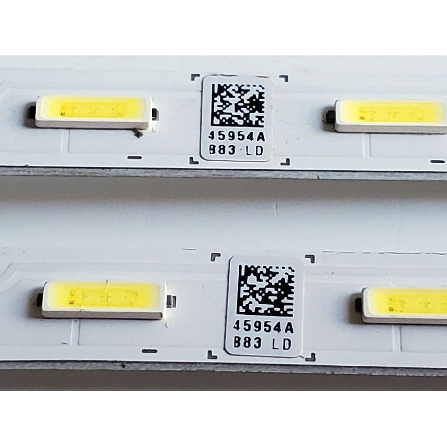 KIT DE LED'S PARA TV SAMSUNG ((2 PIEZAS)) / NUMERO DE PARTE BN96-45954A / V8N1-430SM0-R0 / V8N1-430SM0-R0 180226 / BN9645954A / E251781 / PANEL CY-NN043HGNV1H / MODELO UN43RU7100 - Imagen 2