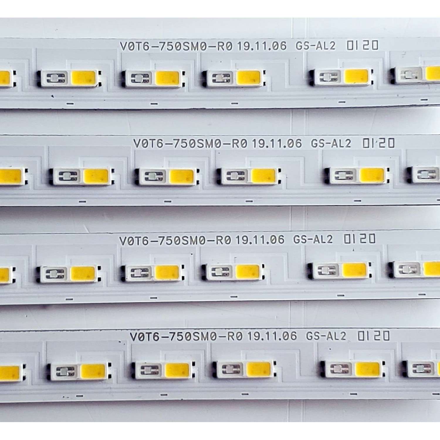 KIT DE LED'S PARA TV SAMUNG ((4 PIEZAS)) / NUMERO DE PARTE BN96-50386A / V0T6-750SM0-R0 / 50386A / V0T6-750SM0-R0 19.11.06 GS-AL2 / PANEL CY-RT075HGHV2H / MODELOS QN75Q70 / QN75Q60 / QN75Q6D / QN75Q7D / QN75Q7DTAFXZA FF02 / HG75TS03 / HG75TS030NFXZA - Imagen 3