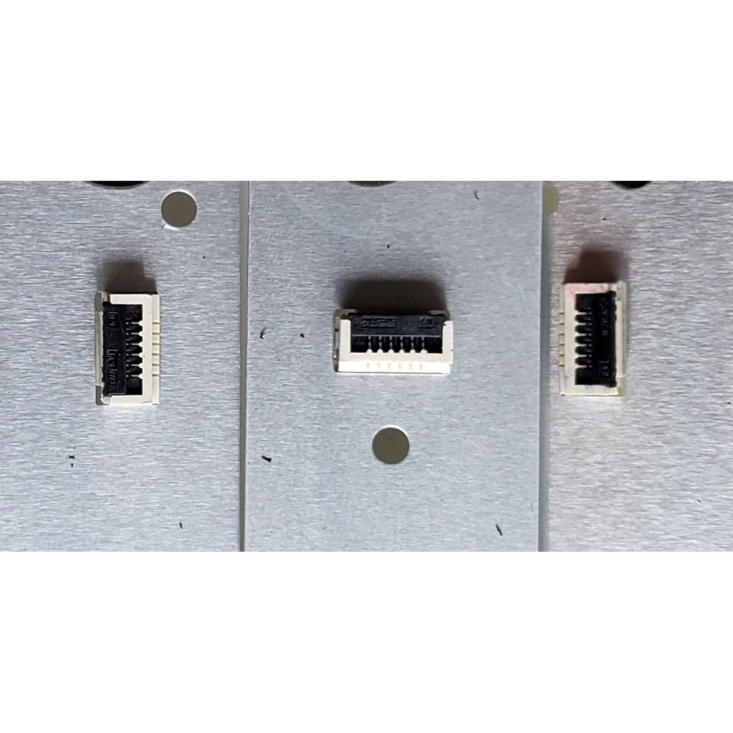 KIT DE LED'S PARA TV TCL ((10 PIEZAS)) / NUMERO DE PARTE 50HR330M08 / 50S535 / 50HR330M08A2 V0 (L) LC8A03U3C / B0101-000255 / 50HR330M08B2 V0 (M) LC8A03U3C / B0101-000256 / 50HR330M08C2 V0 (R) LC8A03U3C / B0101-000257 / MODELO 50S535 - Imagen 8
