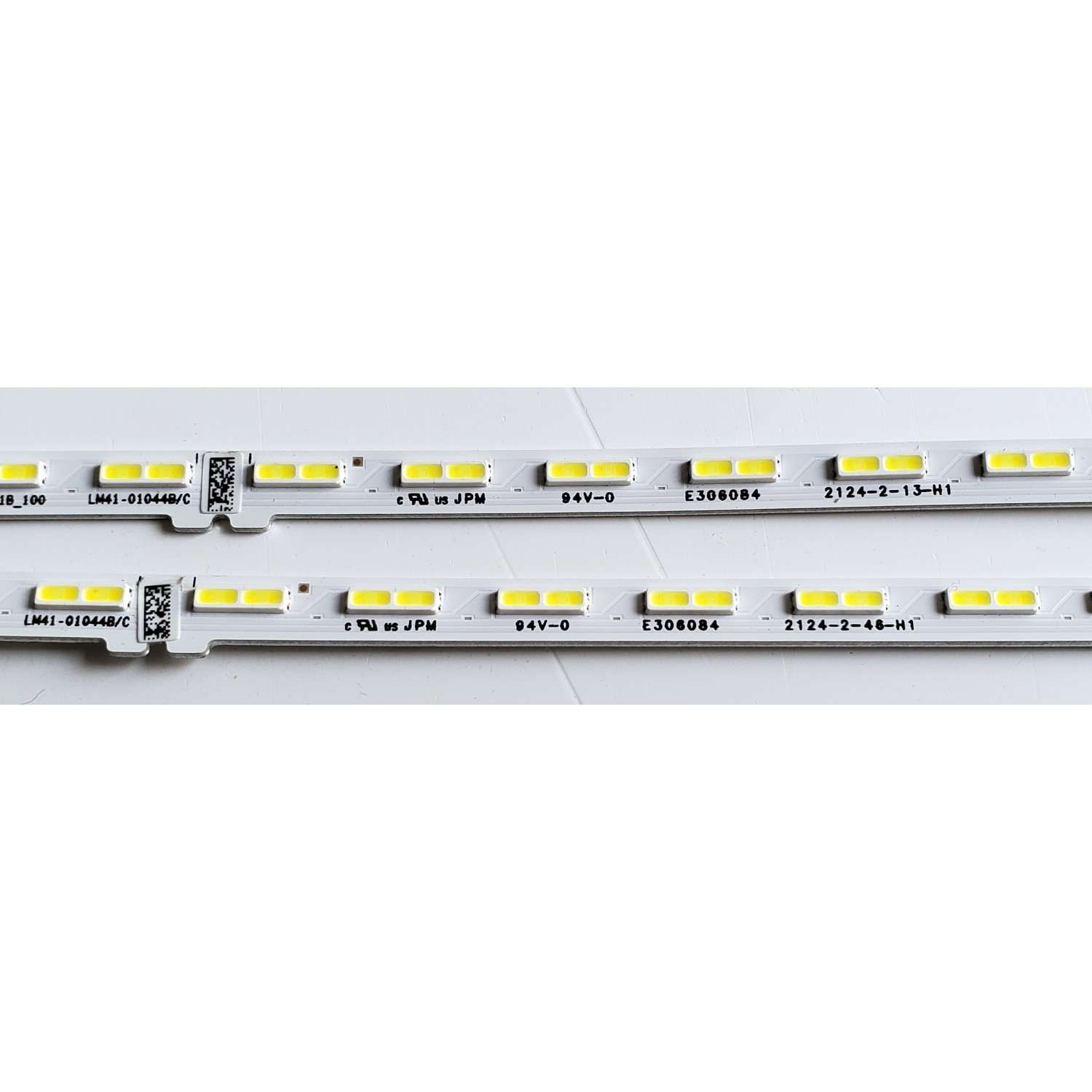 KIT DE LED'S PARA TV SAMSUMG ((2 PIEZAS)) / NUMERO DE PARTE 52586A / BN96-52586A / LM41-01044B / LM41-01044B/C / L1_AU8/9K F5_DFM_S64(1) R1.3_V1B_100 LM41-01044B/C / MODELOS UN65AU / UE65AU / HG65AU / GU65AU / MAS MODELOS EN DESCRIPCIÓN - Imagen 3