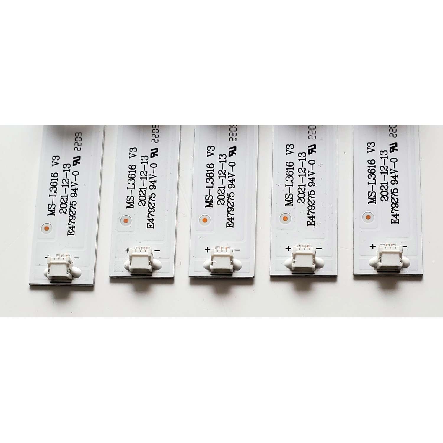 KIT DE LED'S PARA TV JVC ((5 PIEZAS)) / NUMERO DE PARTE MS-L3616 V3 / MS-L3616 / E479275 94V-0 / GAE BD00-155212-001G / M M204 A5 J 2K / DISPLAY HV550QUB-F1D / MODELO SI55URF - Imagen 2