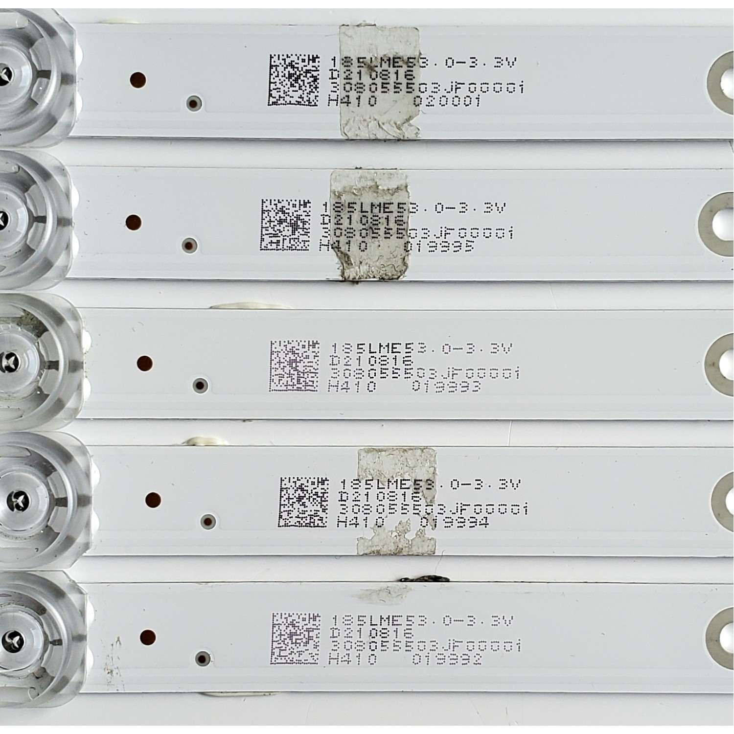 KIT DE LED'S PARA TV JVC ((5 PIEZAS)) / NUMERO DE PARTE JL.D55052330-006CS-M_V01 5.0 / 55T 55V 5*10 5S2P / JF-AL 94V-0 E493538 GD / 308055503JF00001 / 185LME53. 0-3.3V / D210816 / PANEL CX550DLEDM / DISPLAY ST5461D11-3 VER.2.1 / MODELO LT-55EC3512 - Imagen 4