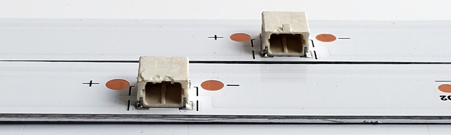 KIT DE LED'S PARA TV ((2 PIEZAS)) / NUMERO DE PARTE JL.D32051330-002JS-M_V01 / LB-C320-M5F-X-C-5-12-X9 / 18BE530 / PAL-3A 94V-0 E199273 / MODELO 32'' - Imagen 4