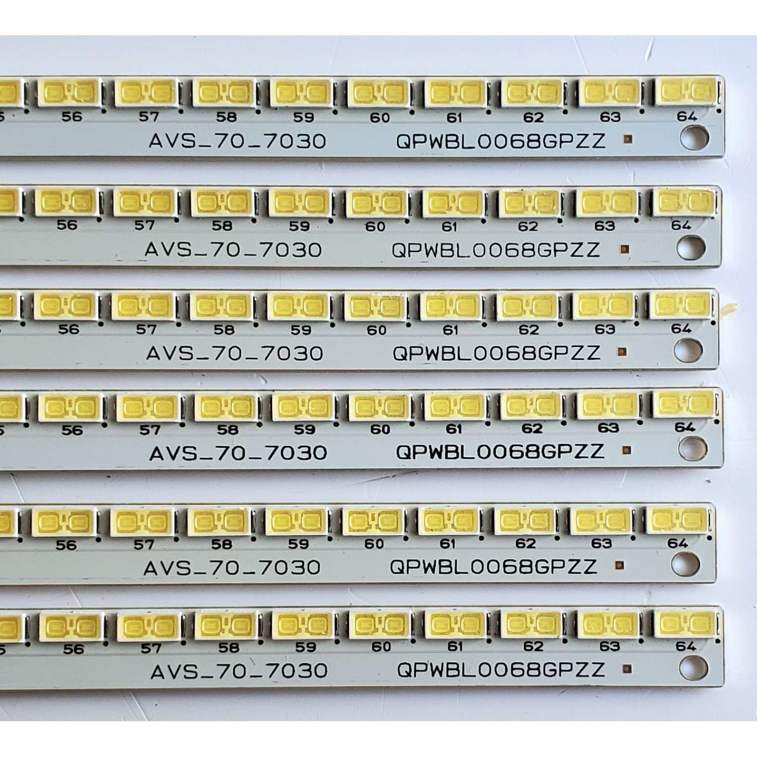 KIT DE LED'S PARA TV SHARP ((6 PIEZAS)) / NUMERO DE PARTE RUNTKB078WJZZ / QPWBL0068GPZZ / AVS_70_7030 / E227809 / MODELO PN-R703 - Imagen 4