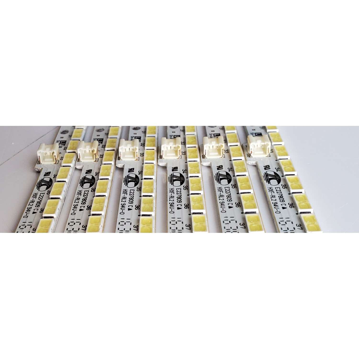KIT DE LED'S PARA TV SHARP ((6 PIEZAS)) / NUMERO DE PARTE RUNTKB078WJZZ / QPWBL0068GPZZ / AVS_70_7030 / E227809 / MODELO PN-R703 - Imagen 5