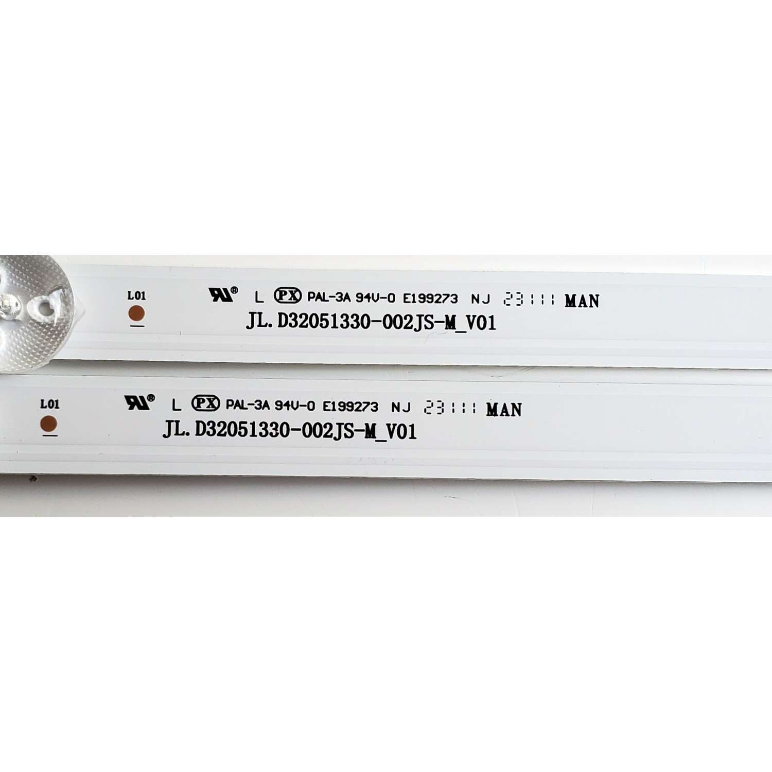 KIT DE LED'S PARA TV ((2 PIEZAS)) / NUMERO DE PARTE JL.D32051330-002JS-M_V01 / LB-C320-M5F-X-C-5-12-X9 / 18BE530 / PAL-3A 94V-0 E199273 / MODELO 32'' - Imagen 2