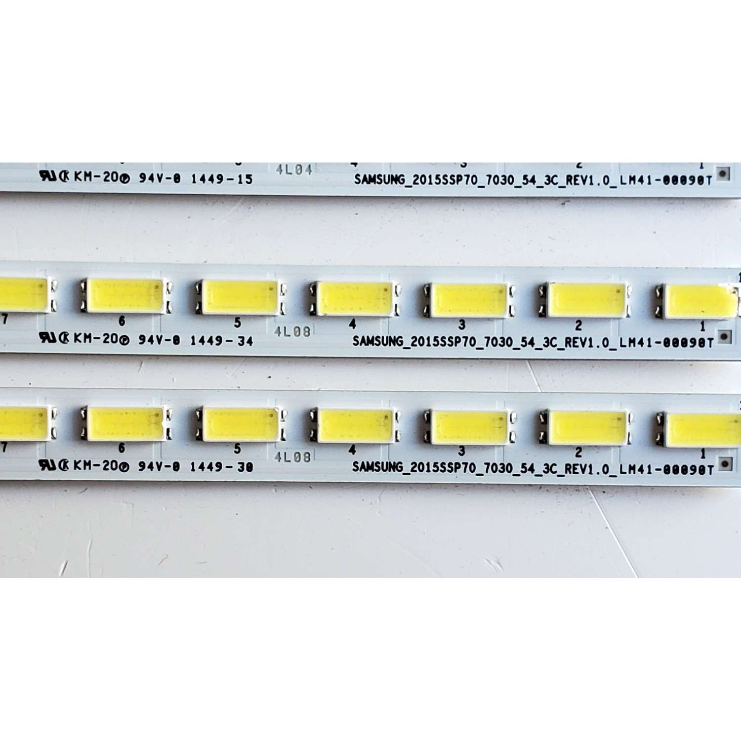 KIT DE LED'S PARA TV SHARP ((3 PIEZAS)) / NUMERO DE PARTE 2015SSP70 / LM41-00090T / SAMSUNG_2015SSP70_7030_54_3C_REV1.0_LM41-00090T / PANEL'S JE695D3HC502 / JE695D3HC50R / MODELOS LC-70C6600U / LC-70LE661U - Imagen 2