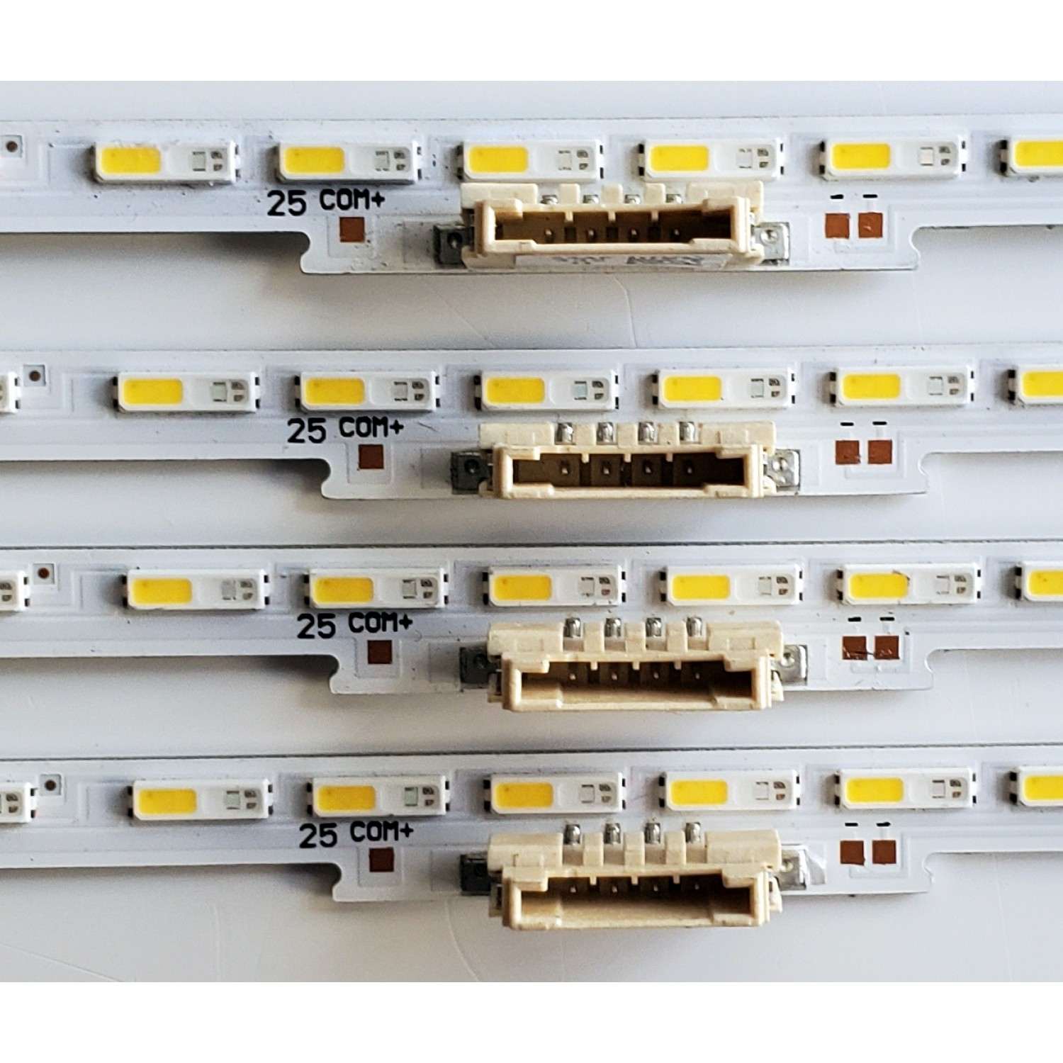 KIT DE LED'S PARA TV SAMSUNG ((4 PIEZAS)) / NUMERO DE PARTE BN96-52583A / BN96-52592A / STC850A08 / STC850A09 / Q60/70A_STC850A08 / AUK8/9K_STC850A09_7020_2IN1_52LEDS_REV1.0_200914 / MODELOS QN85LS03 / QN85Q6 / QN85Q7 / MAS MODELOS EN DESCRIPCIÓN - Imagen 2
